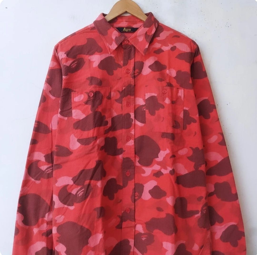 Bape Vintage BAPE Red Camo Long Sleeve Button Shirt Size US M / EU 48-50 / 2 - 3 Thumbnail