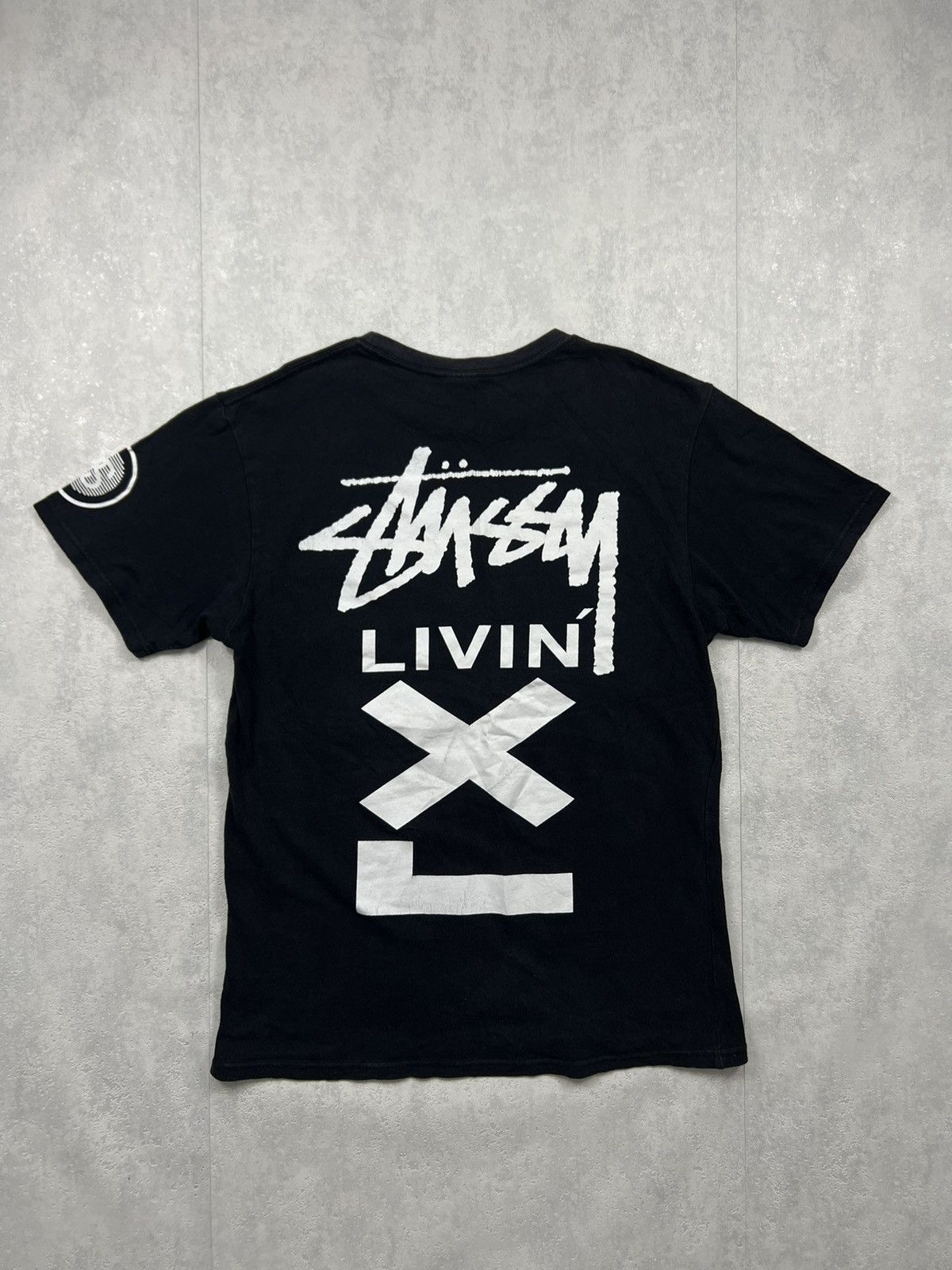 Stussy STUSSY INTERNATIONAL TRIBE N4 LIVIN XL RARE TEE BIG LOGO Size US L / EU 52-54 / 3 - 1 Thumbnail