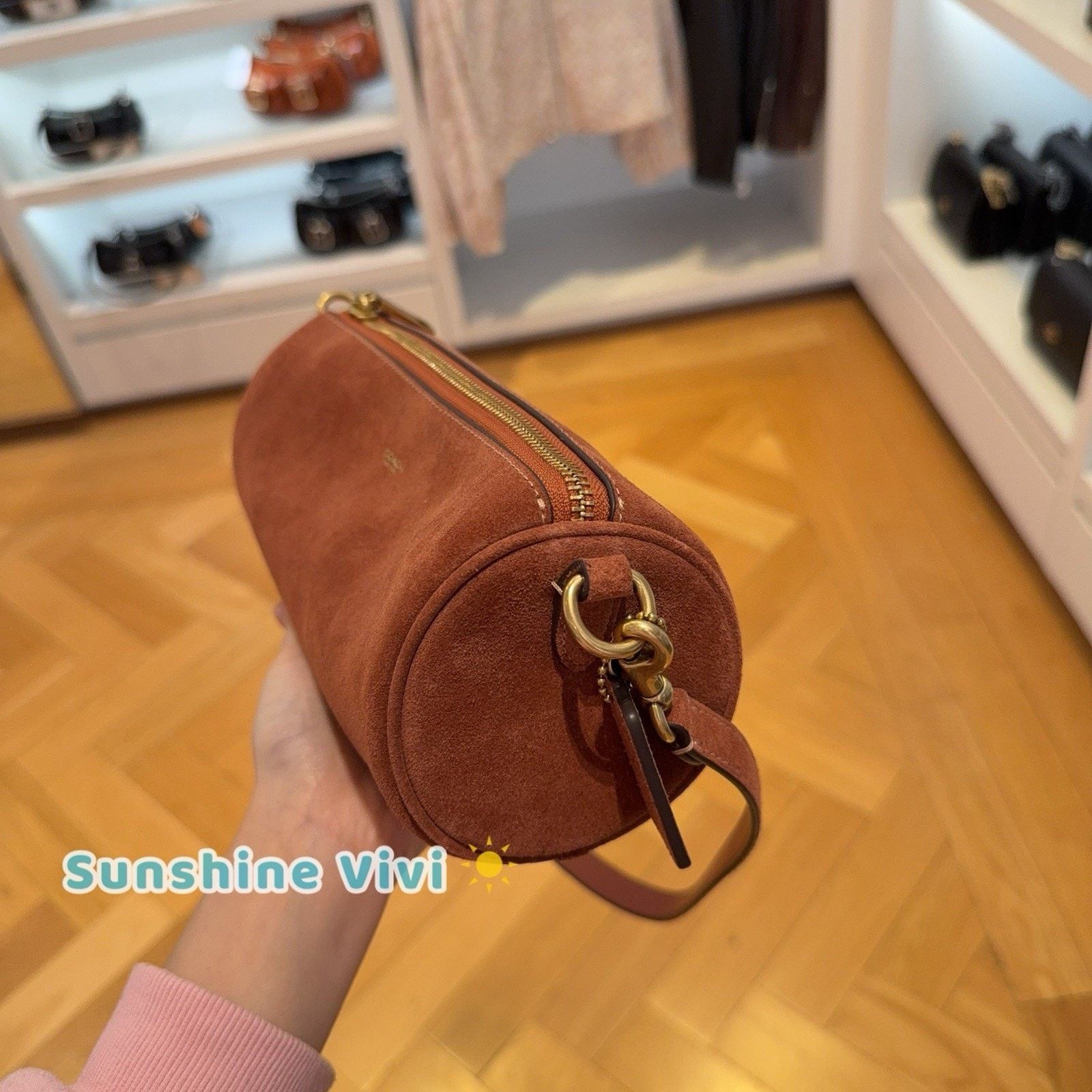 Coach NWT Coach Small Barrel Bag Clay Suede leather CDY81 Size ONE SIZE - 3 Thumbnail