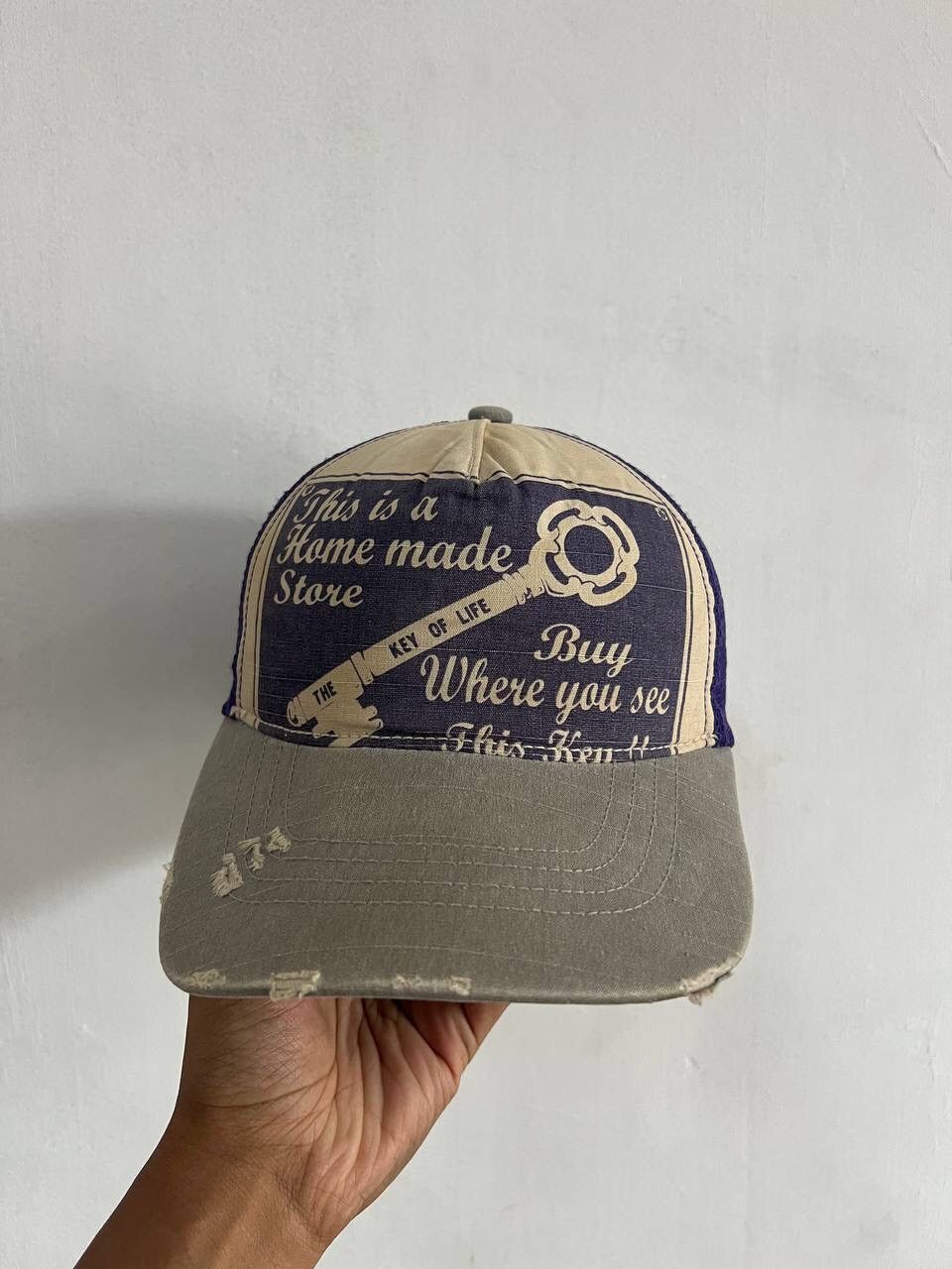 Japanese Brand Buy Where You Are Trucker Hat Size ONE SIZE - 1 Thumbnail