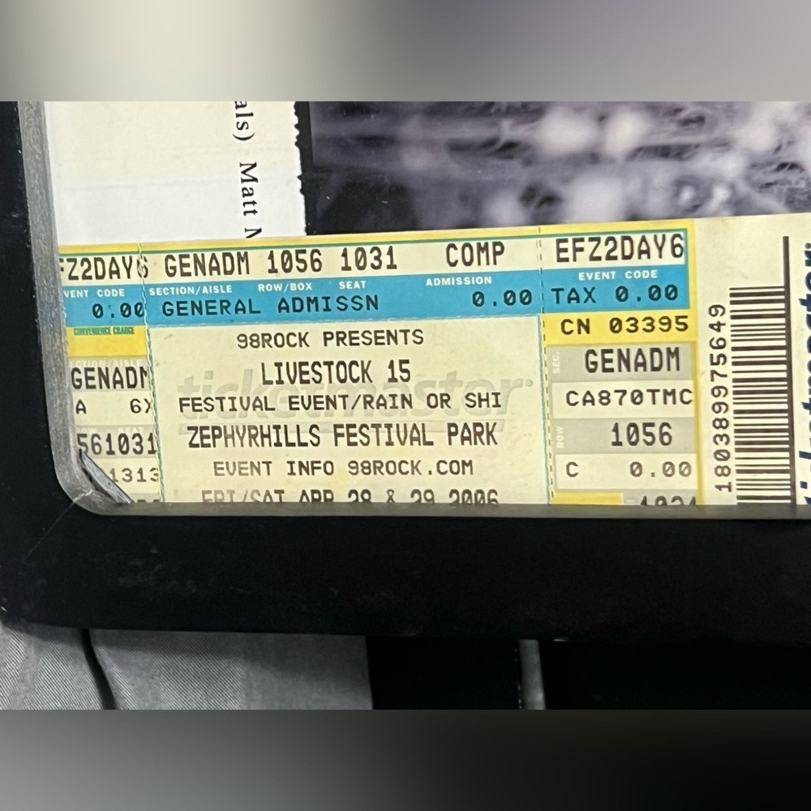 Band Tees Vintage MUDVAYNE SIGNED / Autographed 8x10 Livestock Ticket Size ONE SIZE - 3 Thumbnail