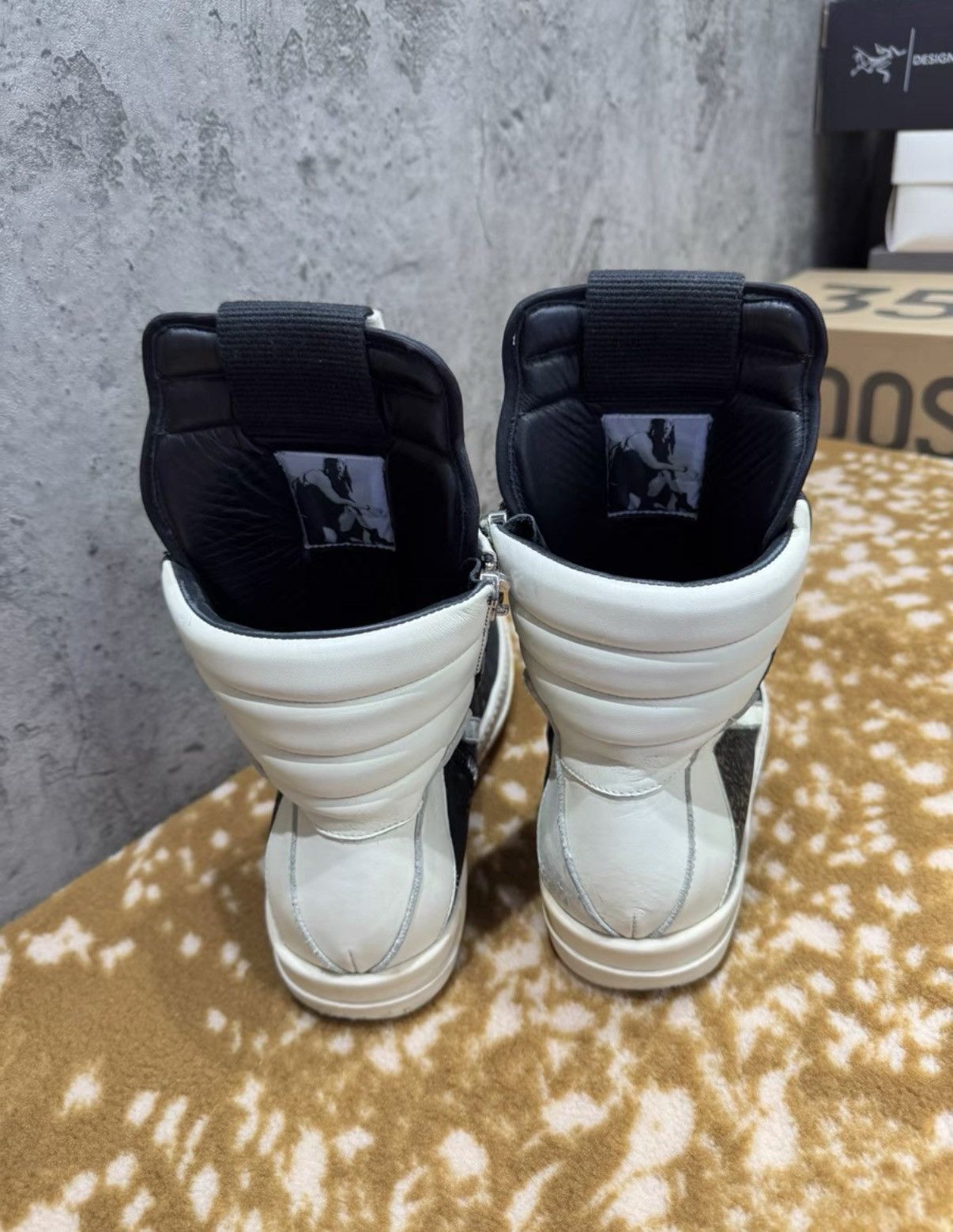 Rick Owens Rick Owens Main Line Reverse Triangle K37 Size US 8 / EU 41 - 6 Thumbnail