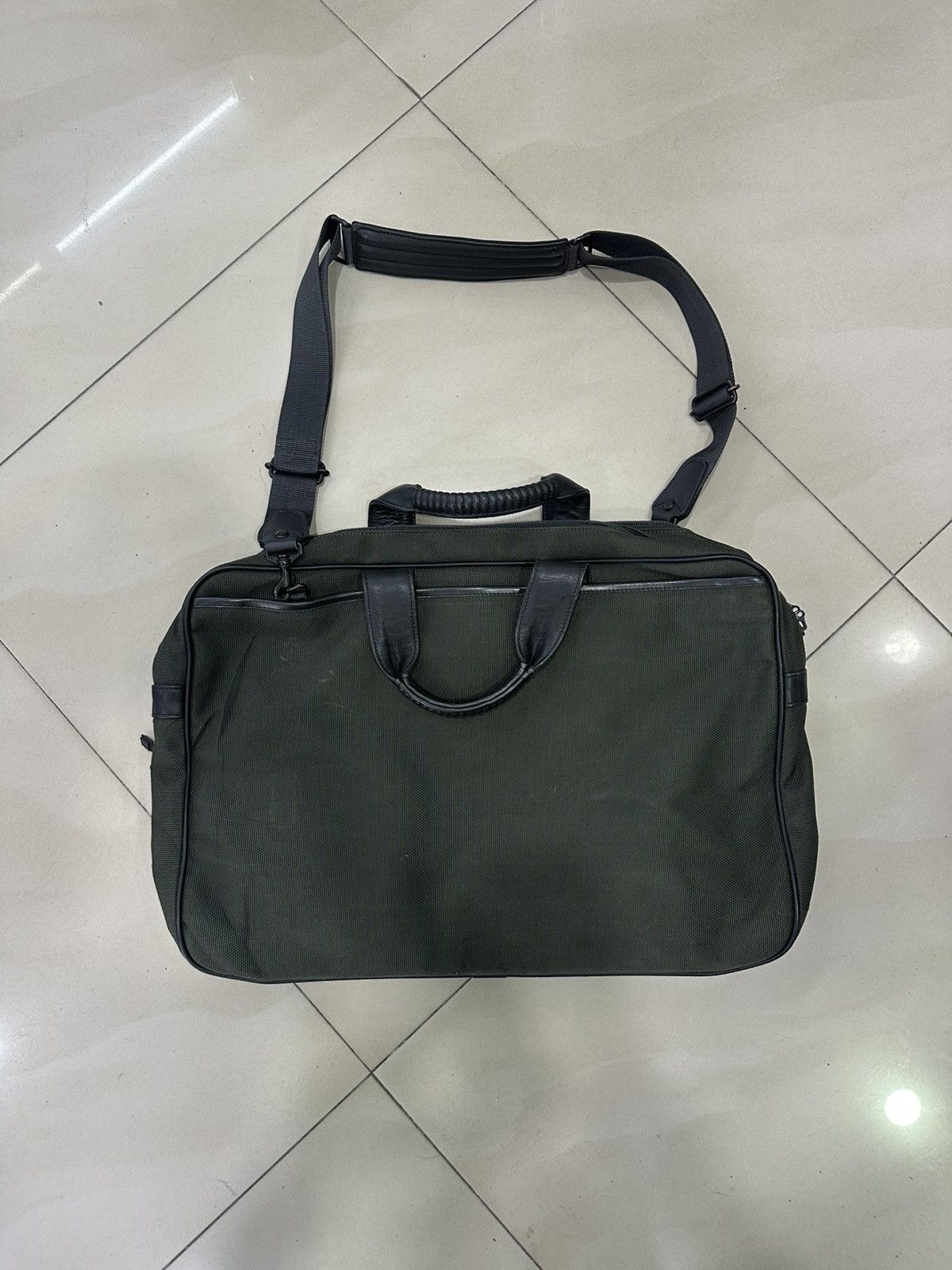 Issey Miyake Rare Issey Miyake Business Work Laptop Bag Tag Label Maruem Size ONE SIZE - 21 Thumbnail