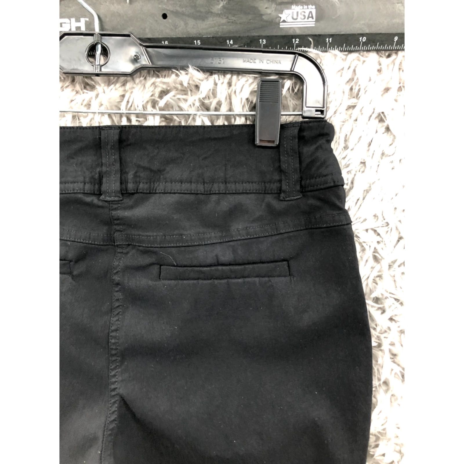 Vintage Style & Co Capri Pants Size 6 Womens Mid Rise Dark Wash Black Capri Pants Regular Rise 6 Black Womens Style & Co Size 28" / US 6 / IT 42 - 6 Thumbnail