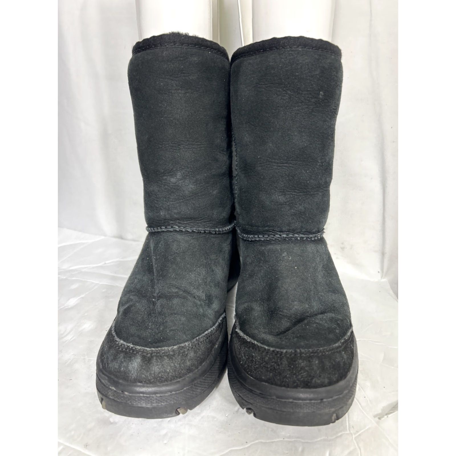 Ugg UGG Australia Black Leather Sheepskin Cuff Boots F8008H Women's Size 7 Size US 7 / IT 37 - 5 Thumbnail