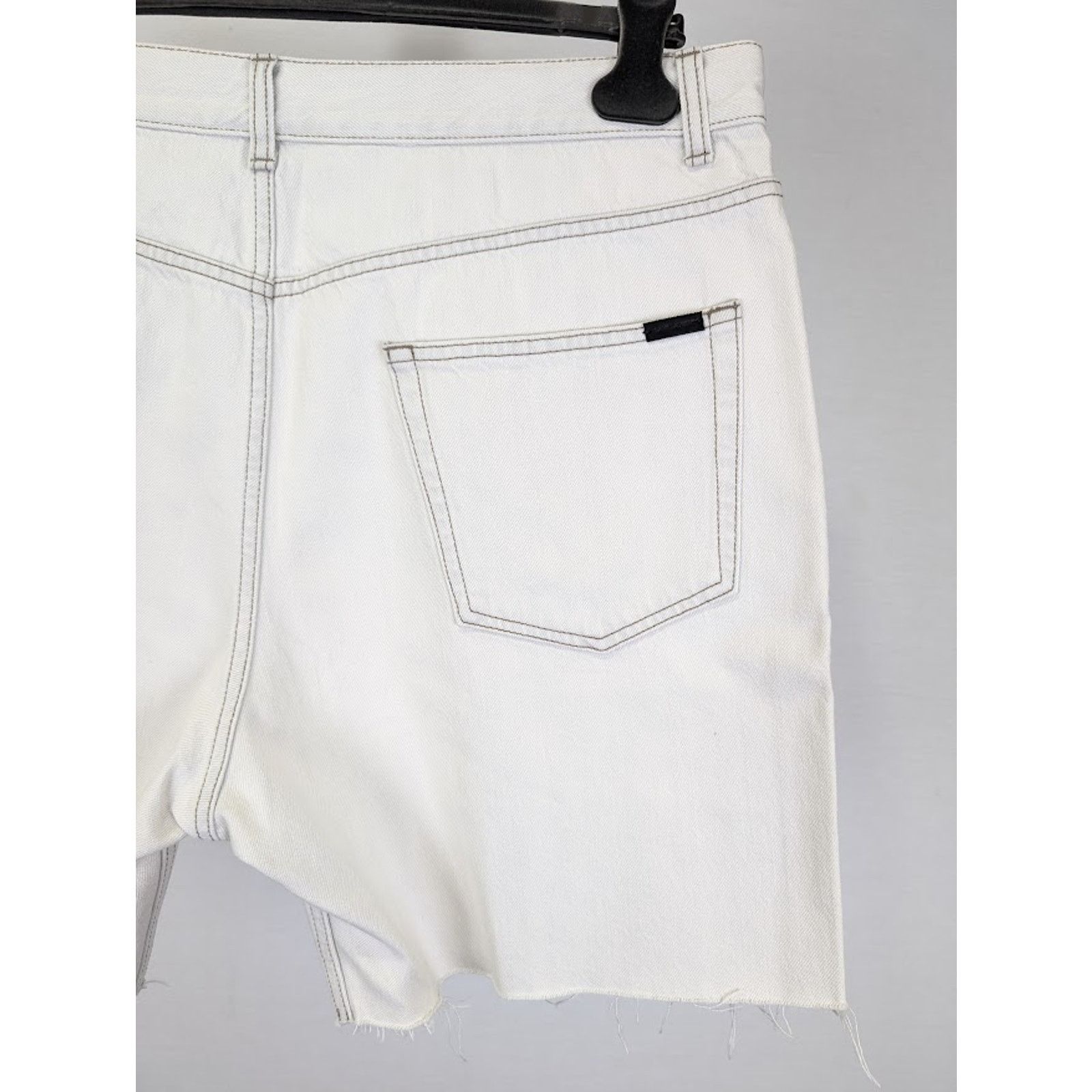 Saint Laurent Paris o1rshd1 Baggy Shorts Tigh LE in Off-White Size US 36 / EU 52 - 12 Thumbnail