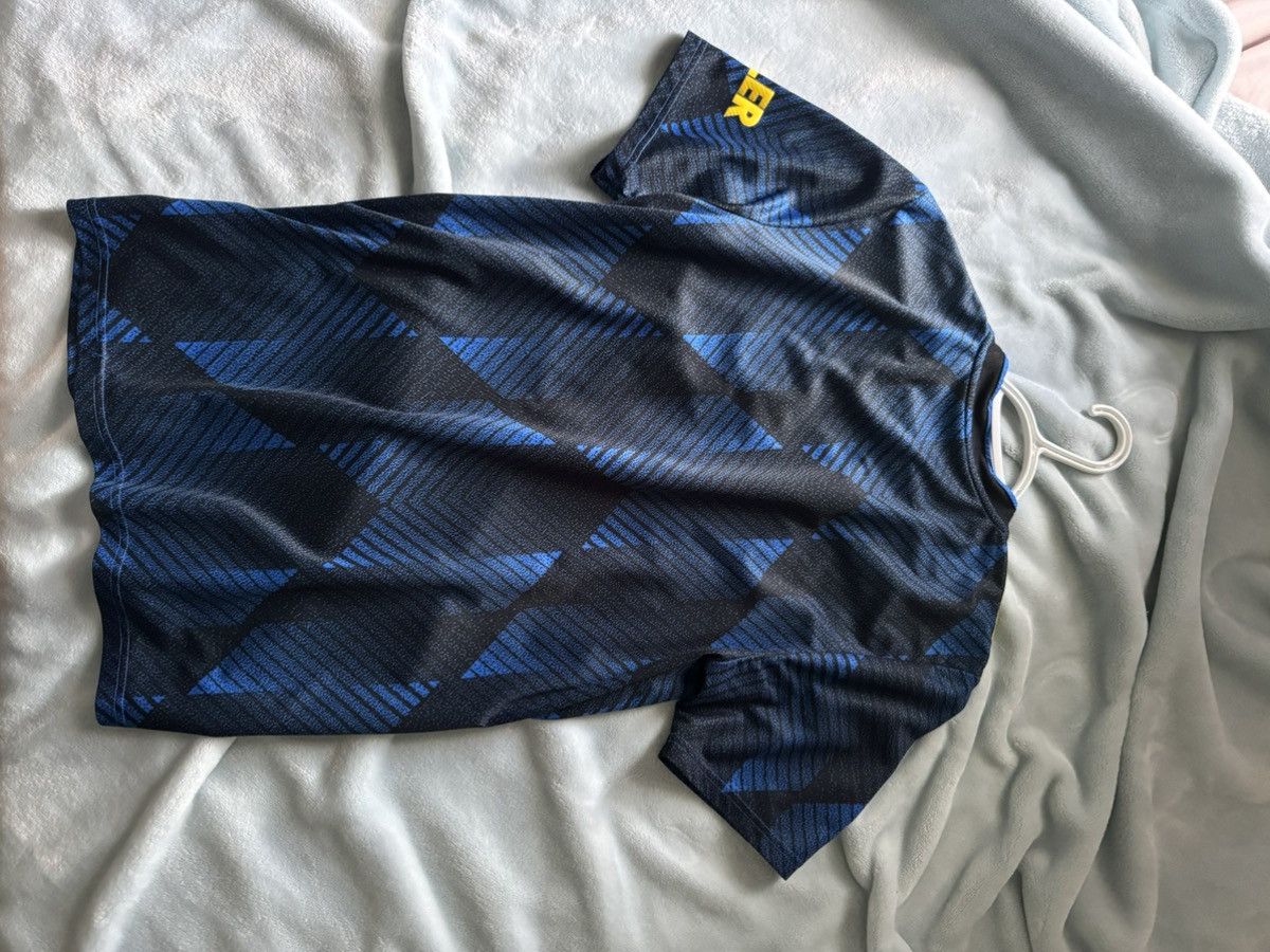 Adidas Manchester United jersey 2021 3rd kit Size US M / EU 48-50 / 2 - 2 Thumbnail