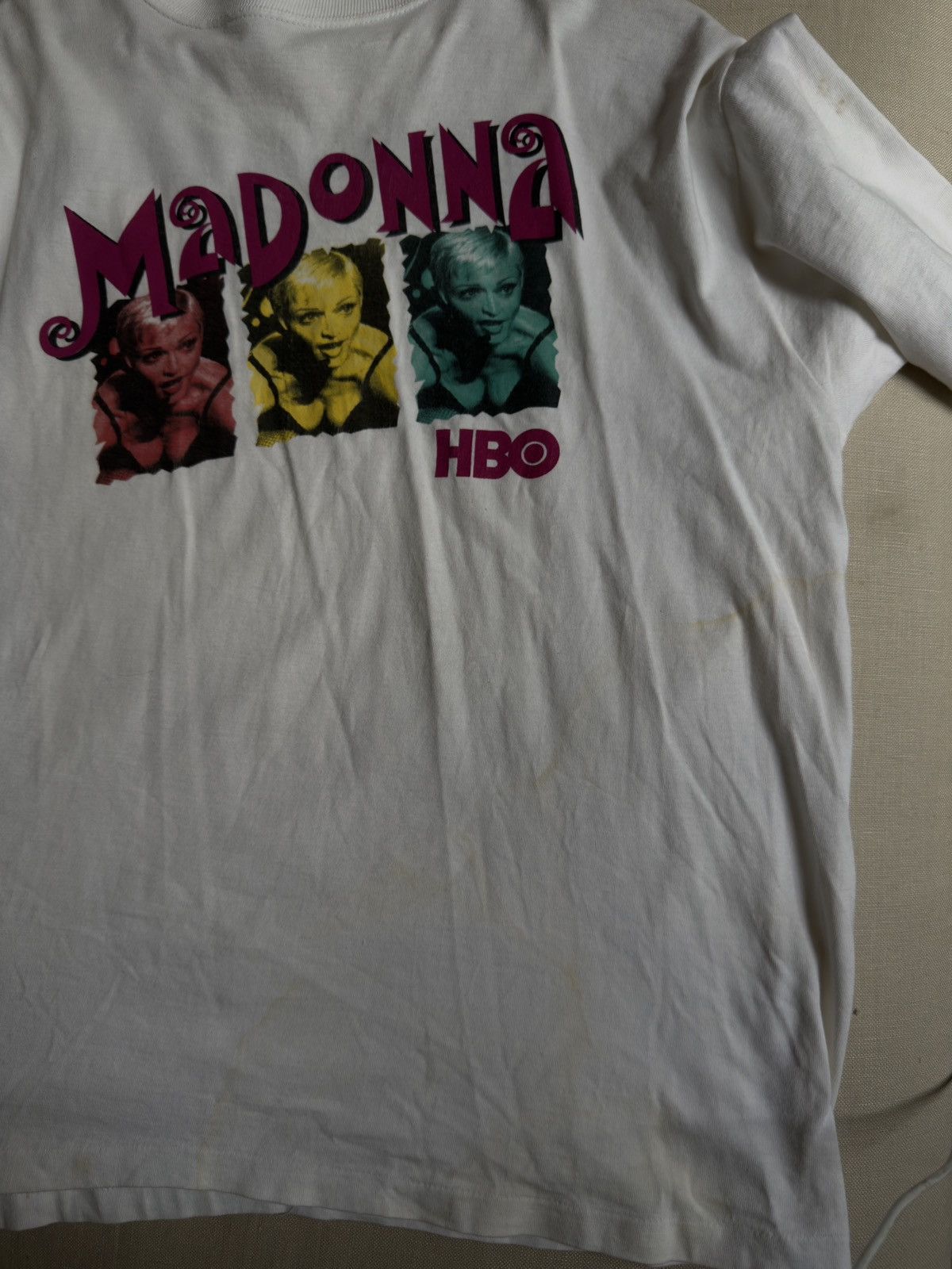 Band Tees Vintage 1993 Madonna HBO T shirt Size US XL / EU 56 / 4 - 8 Thumbnail