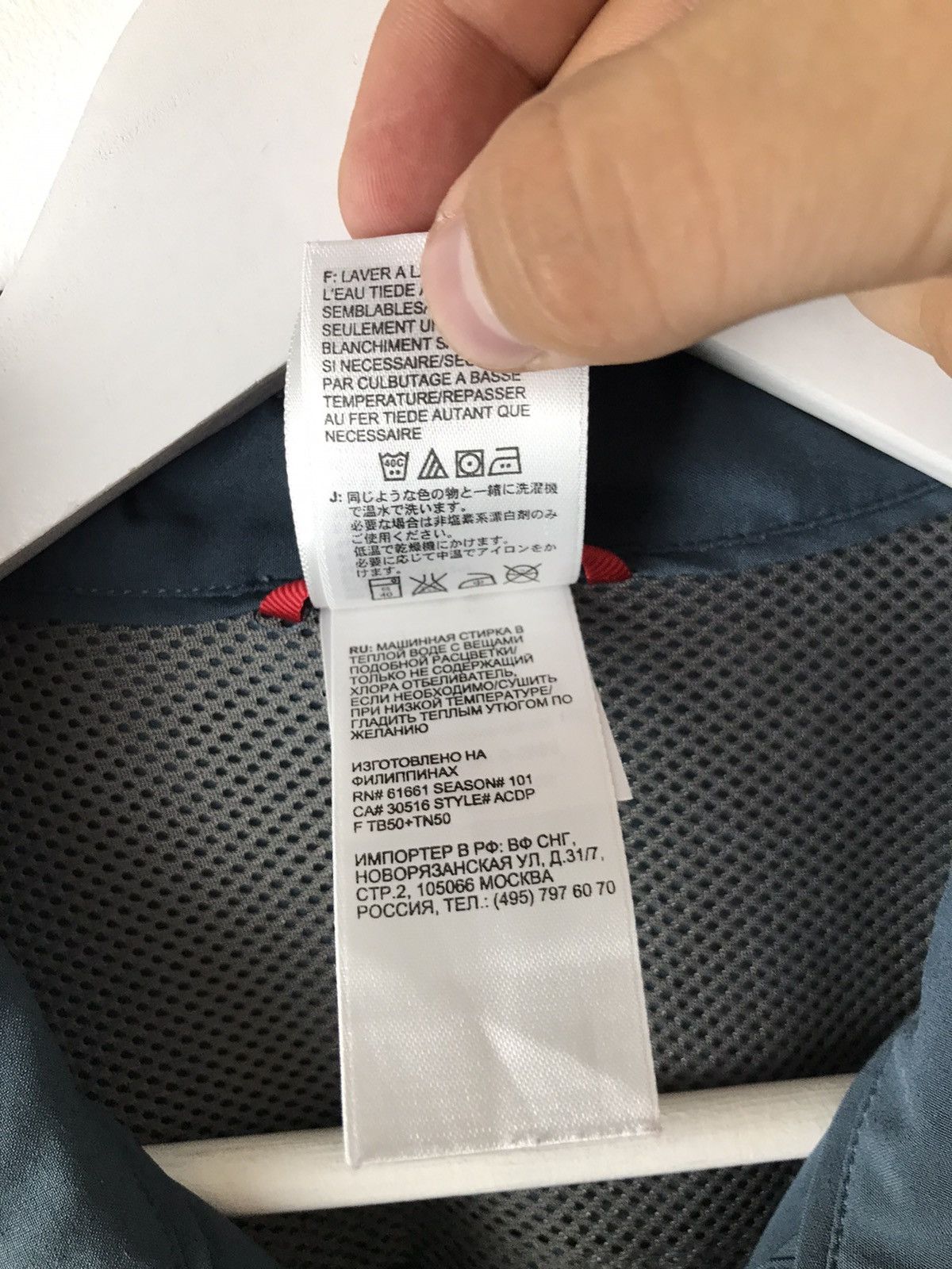 The North Face The North Face Lightweight Buttoned Short Sleeve Shirt Size L / US 10 / IT 46 - 8 Thumbnail