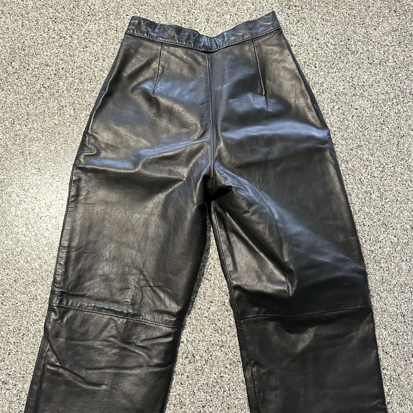 Vintage Vintage Comint Leather Pants Womens 24x29 Pleated High Rise Straight Genuine Black 90s Style Women's Pants Size 42" / US 20 - 4 Thumbnail