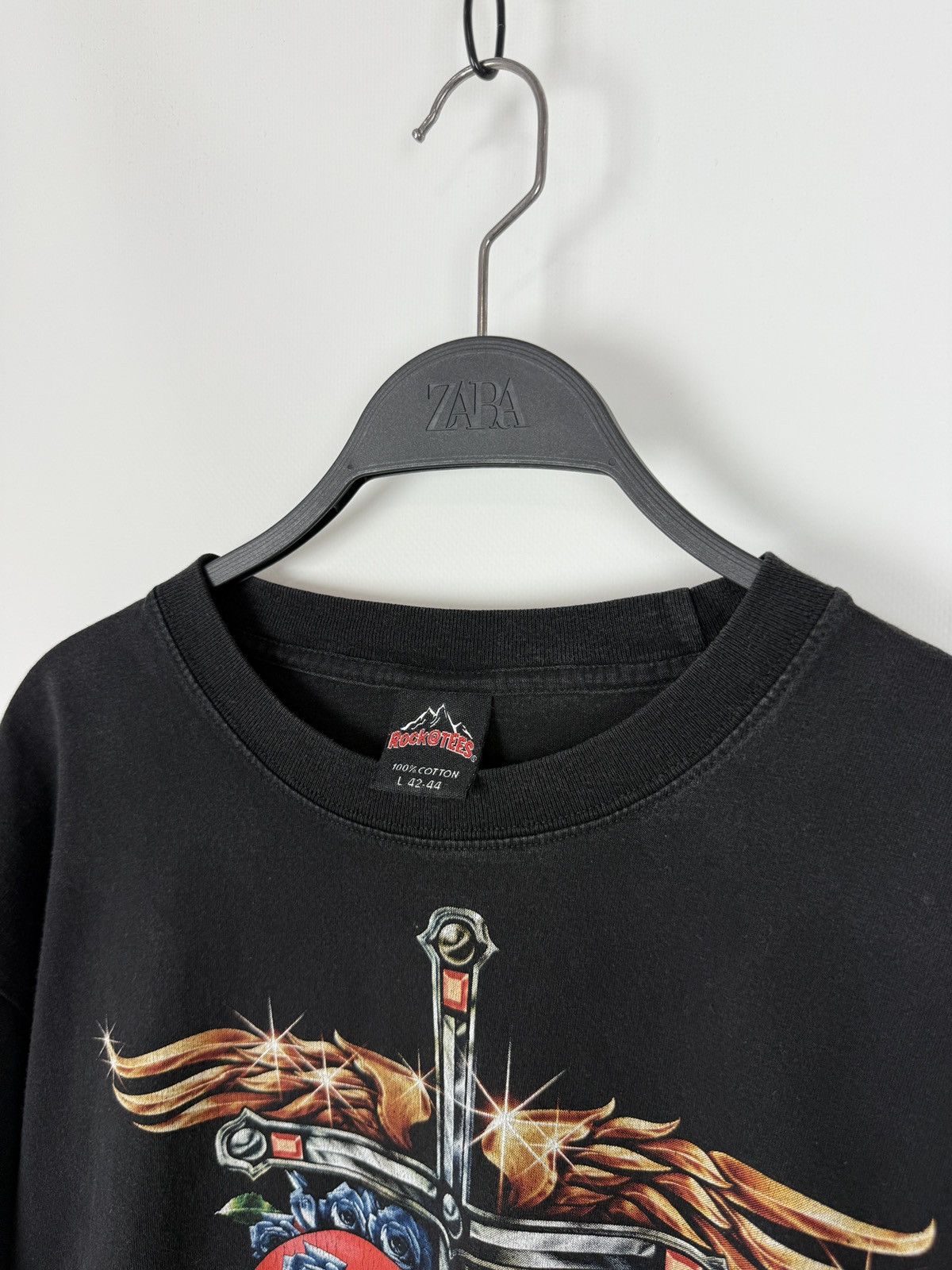 Band Tees Y2K Vintage Bon Jovi Heart & Dagger Graphic T-Shirt Size US L / EU 52-54 / 3 - 2 Thumbnail