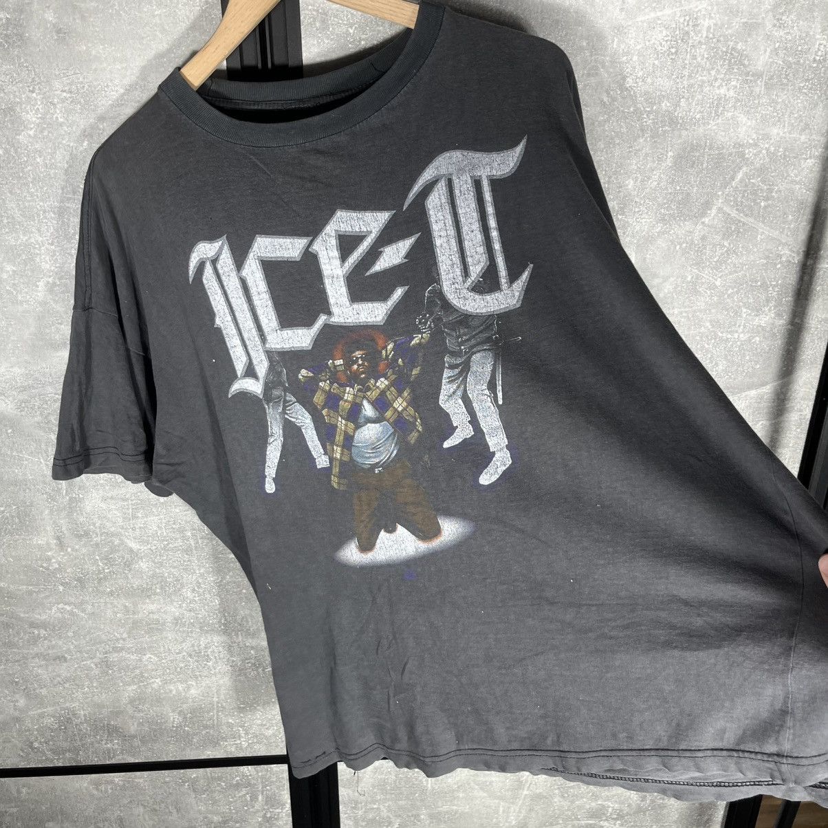 Rap Tees VINTAGE 90s ICE T TRASHED RAP TEE TSHIRT FADED ICE CUBE RARE Size US XL / EU 56 / 4 - 9 Thumbnail