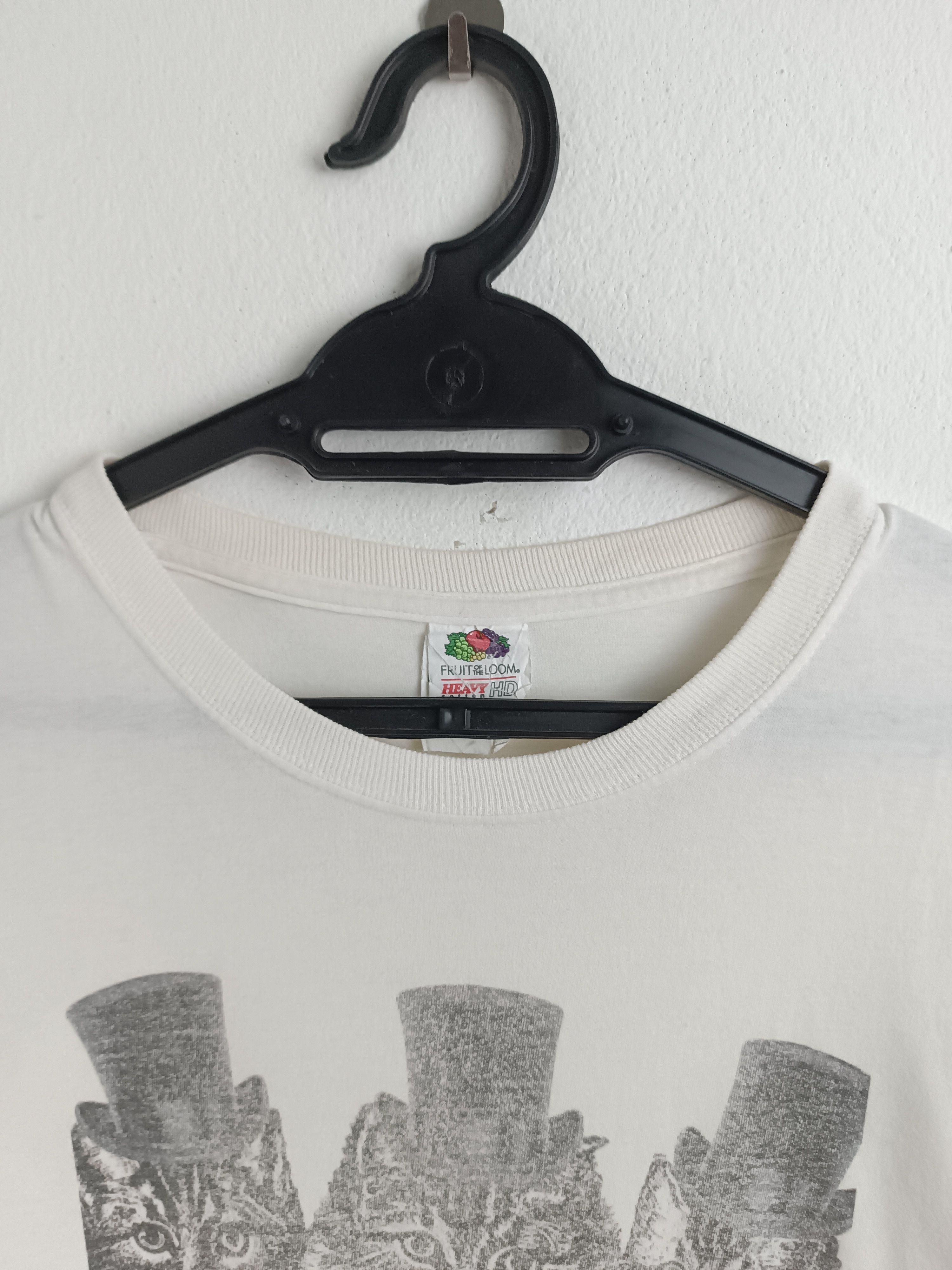 Vintage VINTAGE MAD CLUB CATS PET CUTE PAWS DOG TEE VERY RARE Size US S / EU 44-46 / 1 - 8 Thumbnail