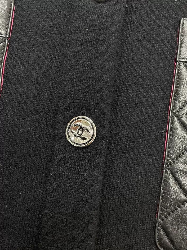 Chanel Chanel Black leather diamond plaid four-pocket vest Size XS / US 0-2 / IT 36-38 - 2 Thumbnail