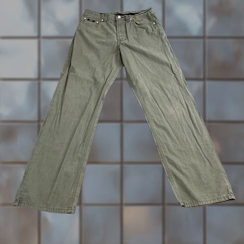 Hugo Boss Hugo Boss Chino Trousers Pants Straight 30 Regular Vintage VTG Green 5-Pocket Design Men’s Shirts? Size US 30 / EU 46 - 1 Thumbnail