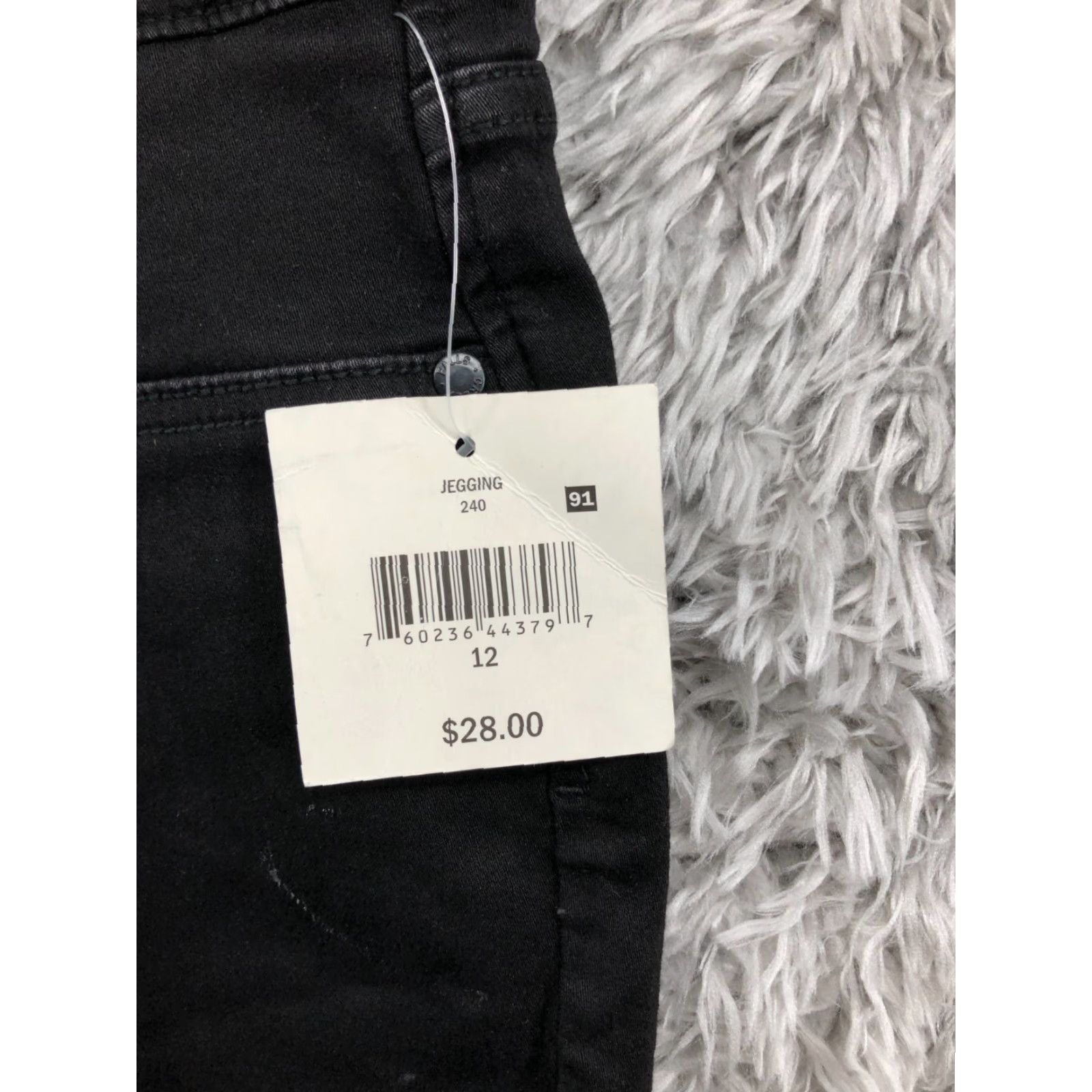 Denime **Womens Falls Creek Size 12 Mid Rise Dark Wash Denim Jegging** User: Womens Falls Creek Size 12 Mid Rise Dark Wash Denim Jegging Size 34" / US 12 / IT 48 - 4 Thumbnail