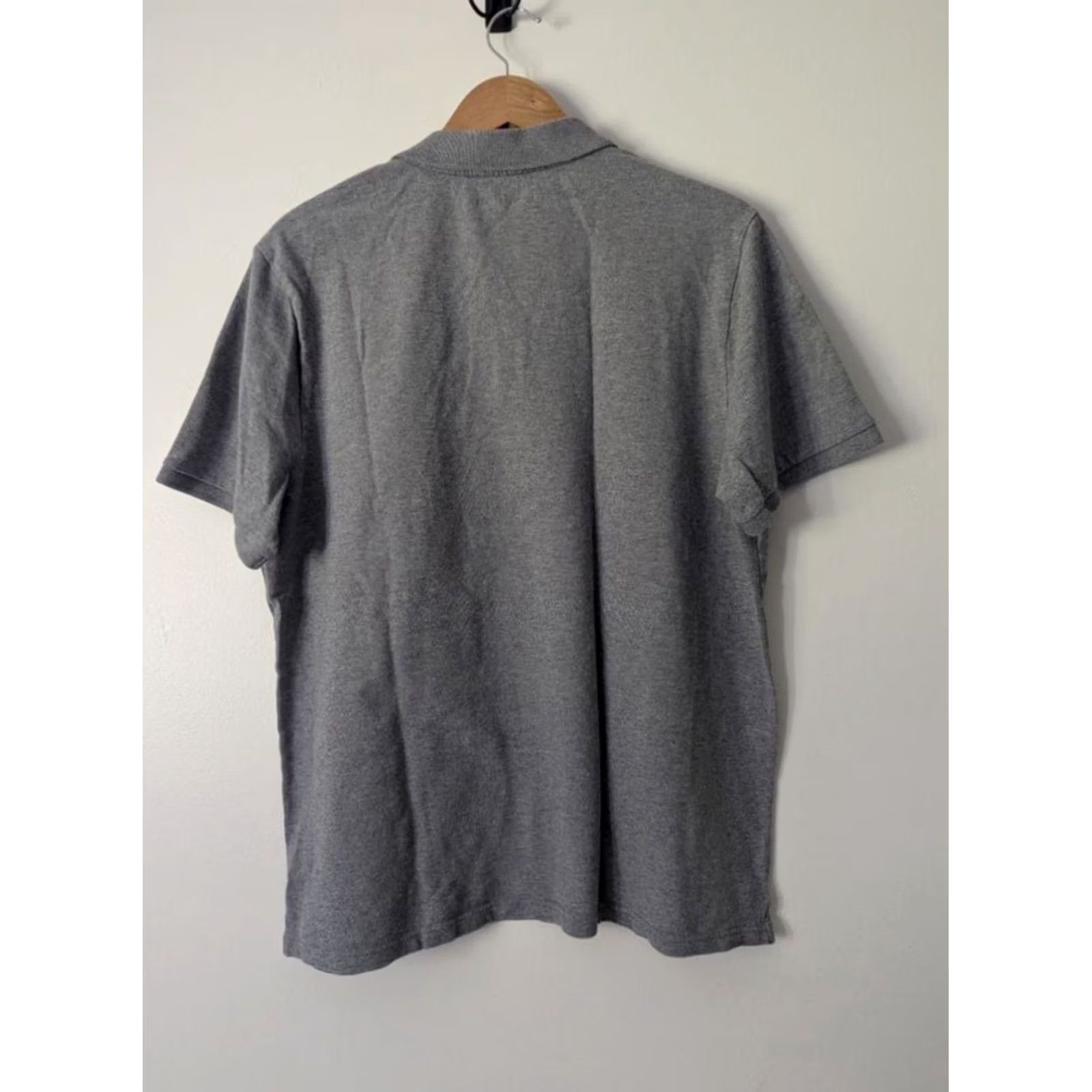 Vineyard Vines Vineyard Vines Polo Shirt Men L Short Sleeve Gray EUC Size US L / EU 52-54 / 3 - 4 Thumbnail