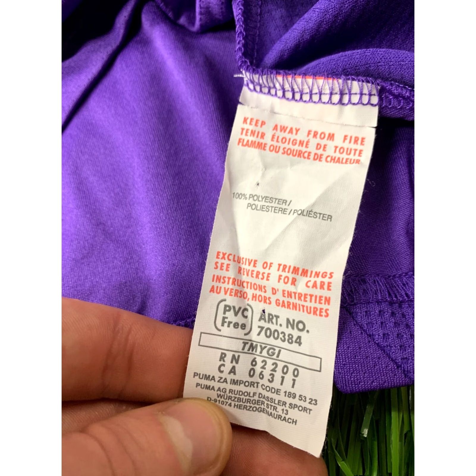 Puma PUMA ORIGINAL MEN FOOTBALL SHIRT L/S CREW NECK SIZE S Violet and White JS Jersey T-Shirt 2000s Mens Size US S / EU 44-46 / 1 - 6 Thumbnail