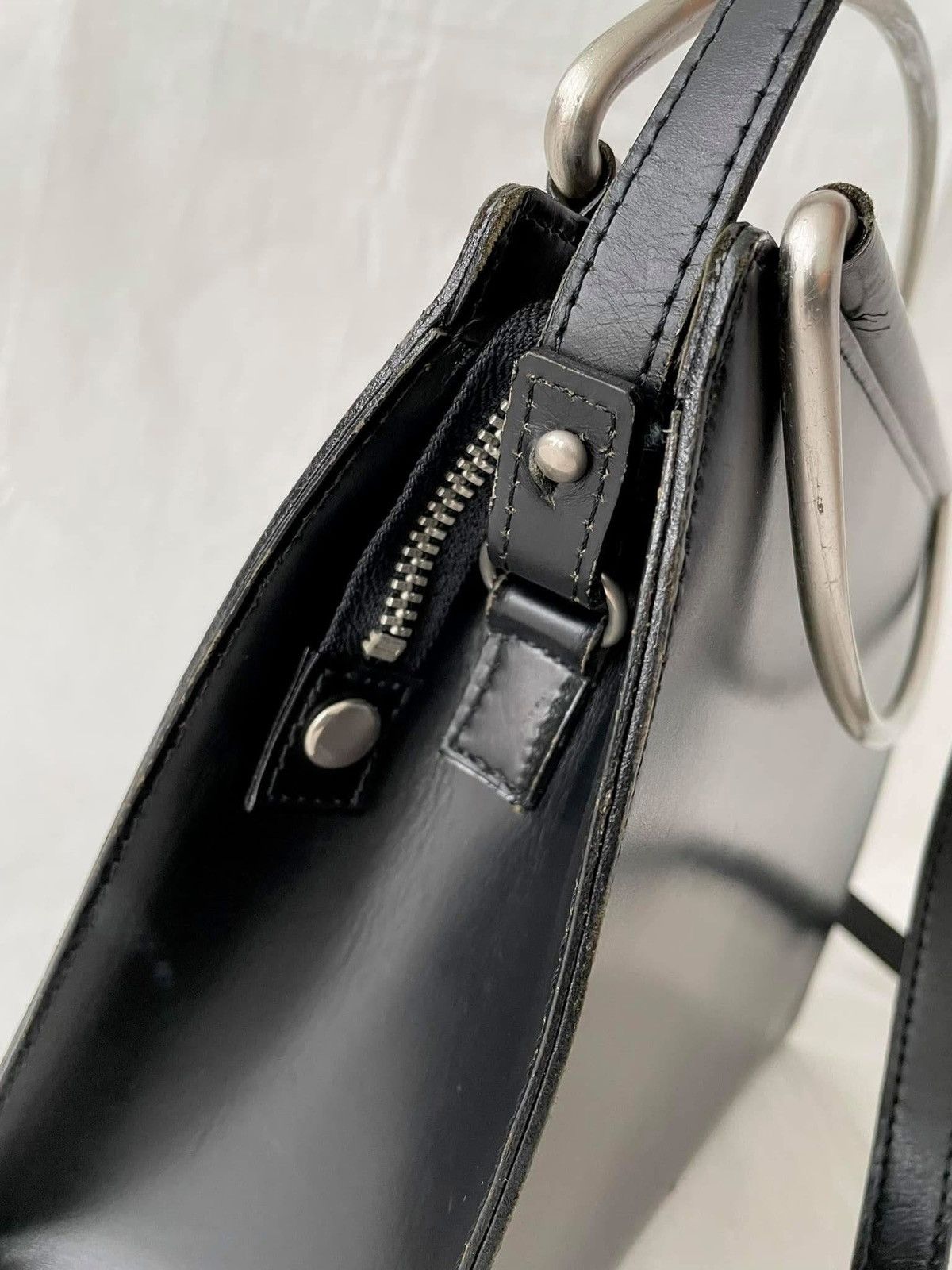 Yohji Yamamoto Yohji Yamamoto Y’saccs Leather Sling Bag Size ONE SIZE - 7 Thumbnail