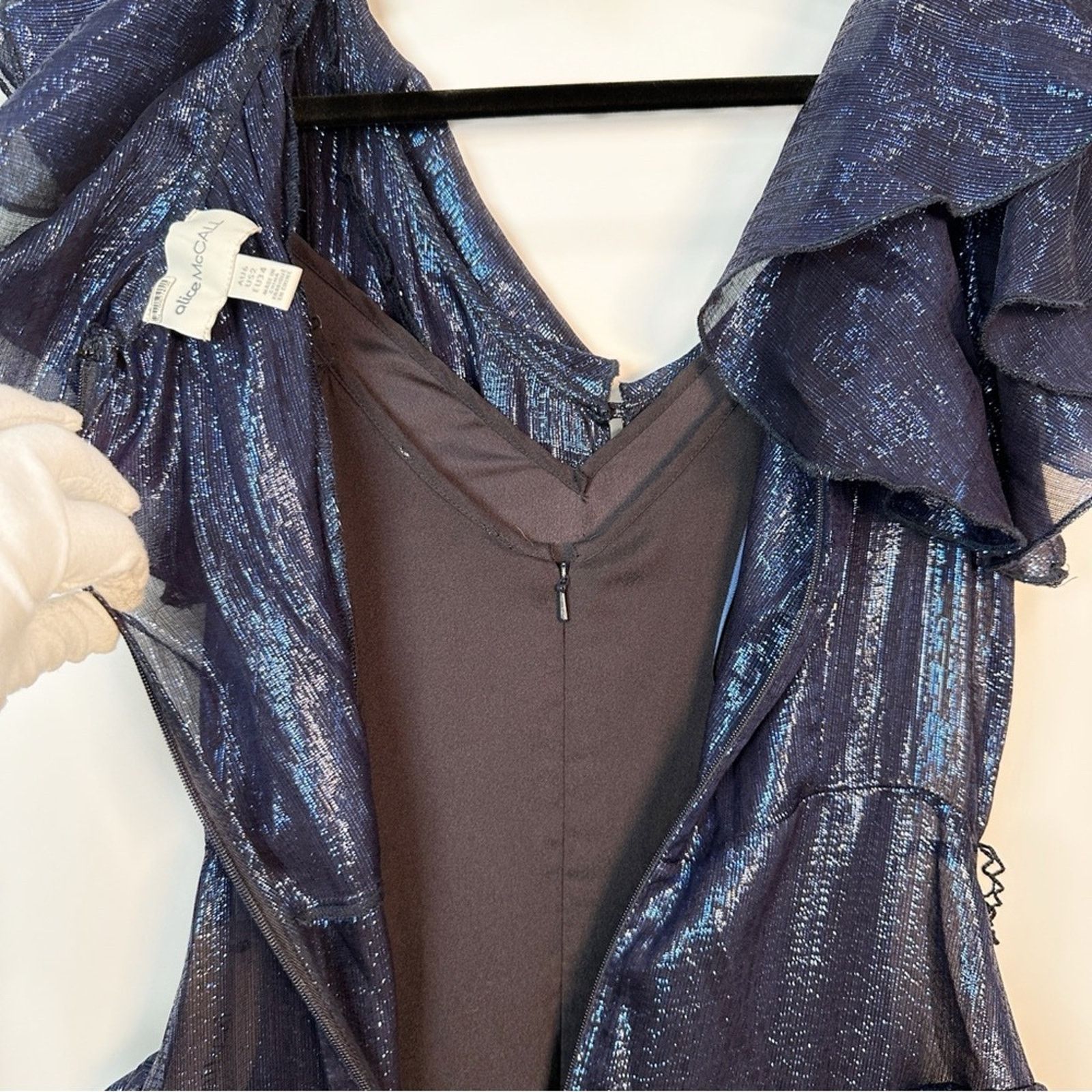 Alice McCall Alice McCall Salvatore Cascading Ruffle Metallic Gown Size XS / US 0-2 / IT 36-38 - 12 Thumbnail