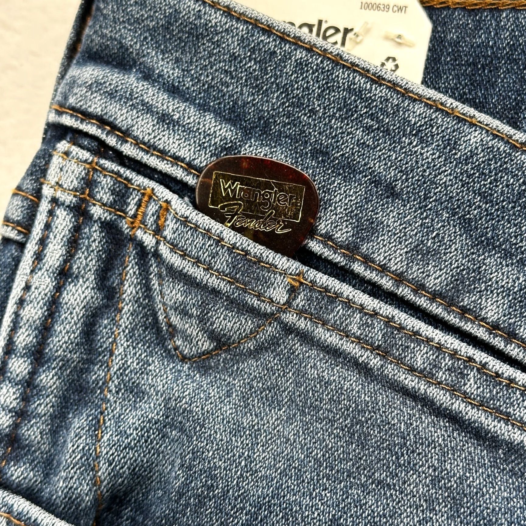 Wrangler VINTAGE Wrangler Jeans Mens 38x32 Blue Denim 5-Pocket Tapered Regular Rock Punk Logo Embroidered Size US 38 / EU 54 - 6 Thumbnail