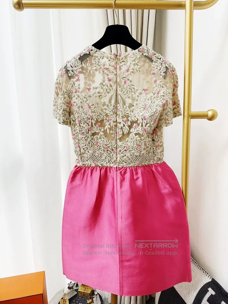 Valentino Valentino Color-blocked floral nail bead embroidered sequi Size M / US 6-8 / IT 42-44 - 3 Thumbnail