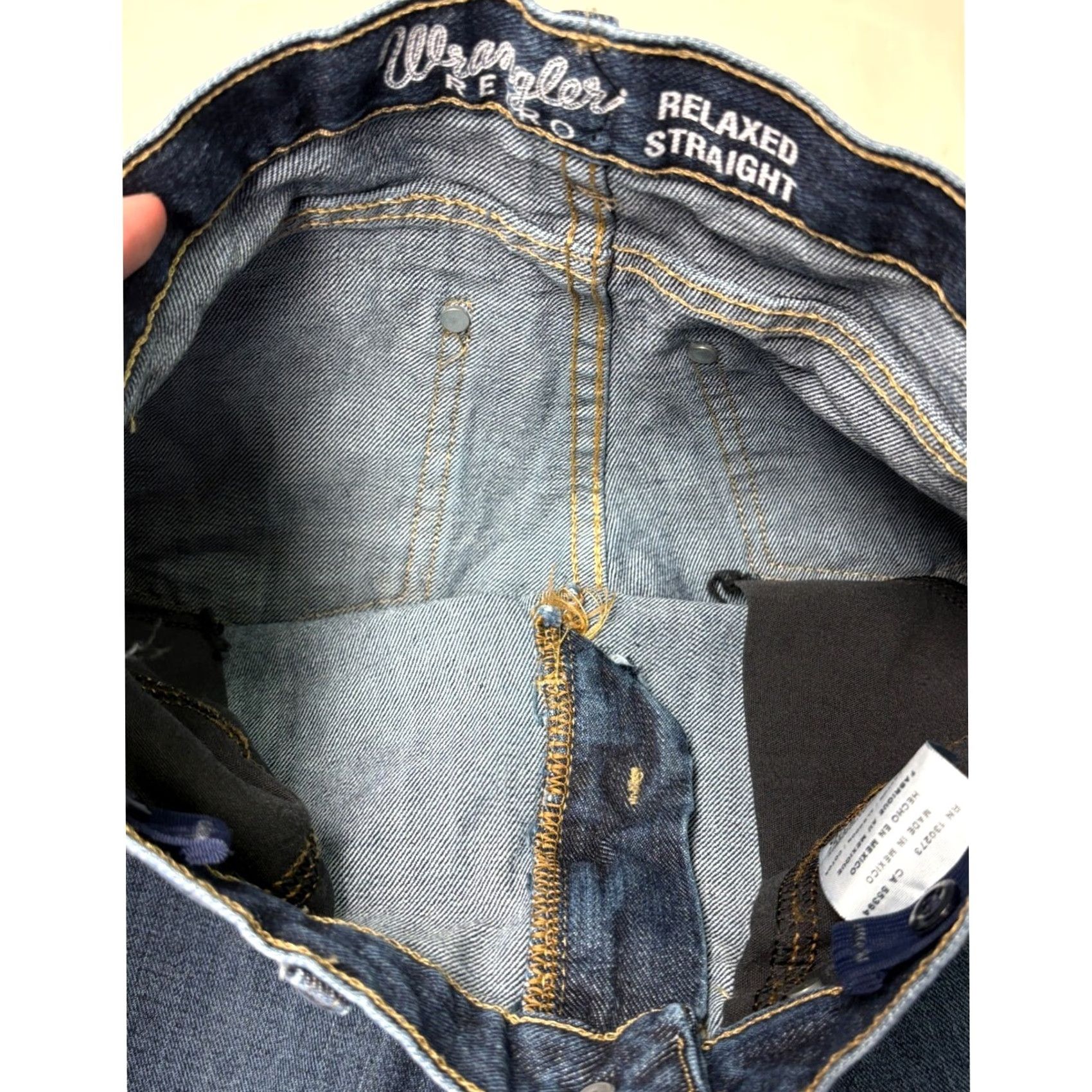 Wrangler VINTAGE Wrangler Jeans Relaxed Straight Womens Size 12 26x28 Blue Denim Concrete? Size 34" / US 12 / IT 48 - 4 Thumbnail
