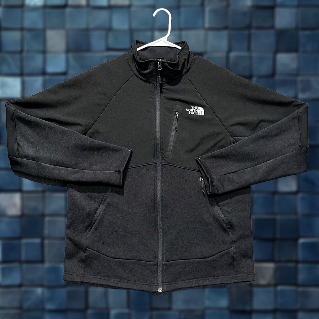 The North Face The North Face Jacket Mens Large Black Soft Shell Full Zip Momentum 300 Pro Windbreaker EUC Size US L / EU 52-54 / 3 - 1 Thumbnail