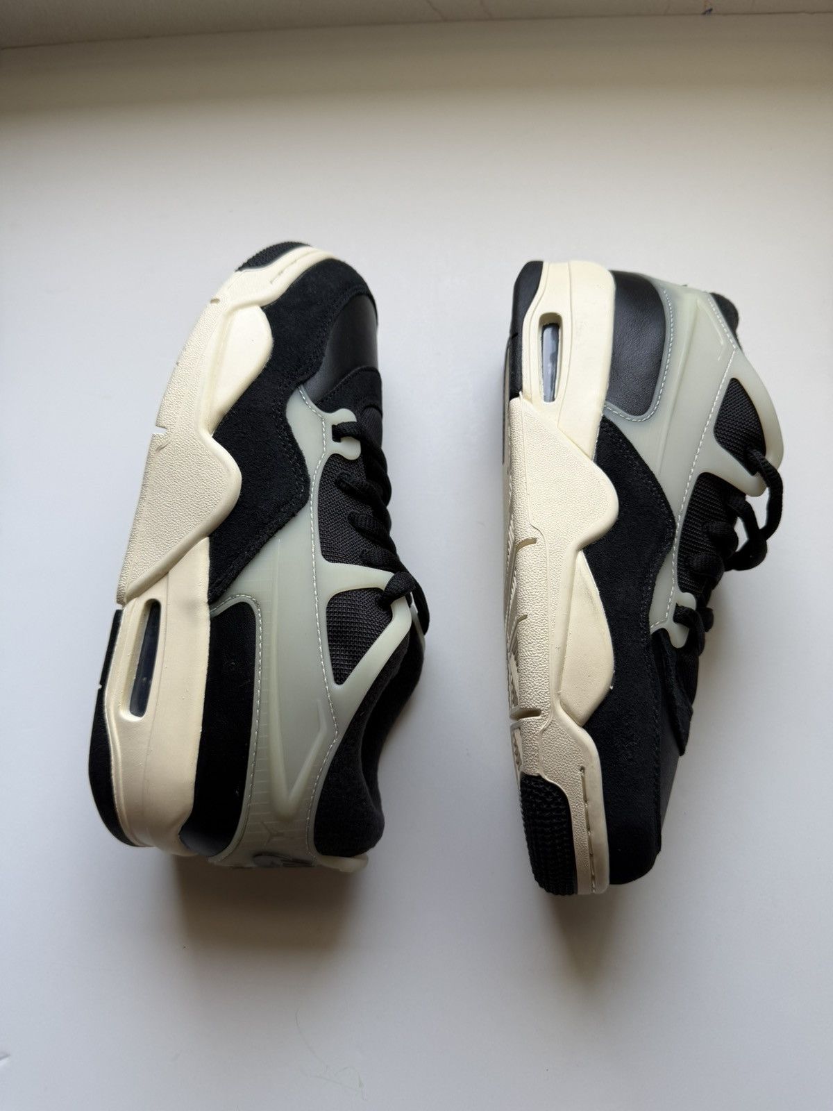 Nike Nike Air Jordan 4 RM Size US 6 / EU 39 - 3 Thumbnail