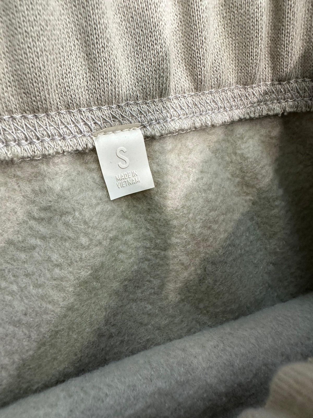 Essentials ESSENTIALS - Vintage Fleece Sweatpant Abbey Stone Size US 32 / EU 48 - 5 Thumbnail