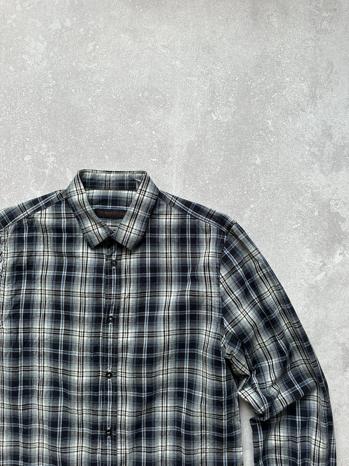 Trussardi × Vintage Shirt Trussardi jeans vintage streetwear size 39 Size US M / EU 48-50 / 2 - 3 Thumbnail