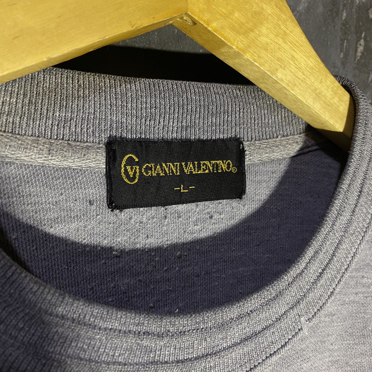Gianni Valentino GIANNI VALENTINO EMBOIDERY SWEATHERSHIRT Size US L / EU 52-54 / 3 - 5 Thumbnail