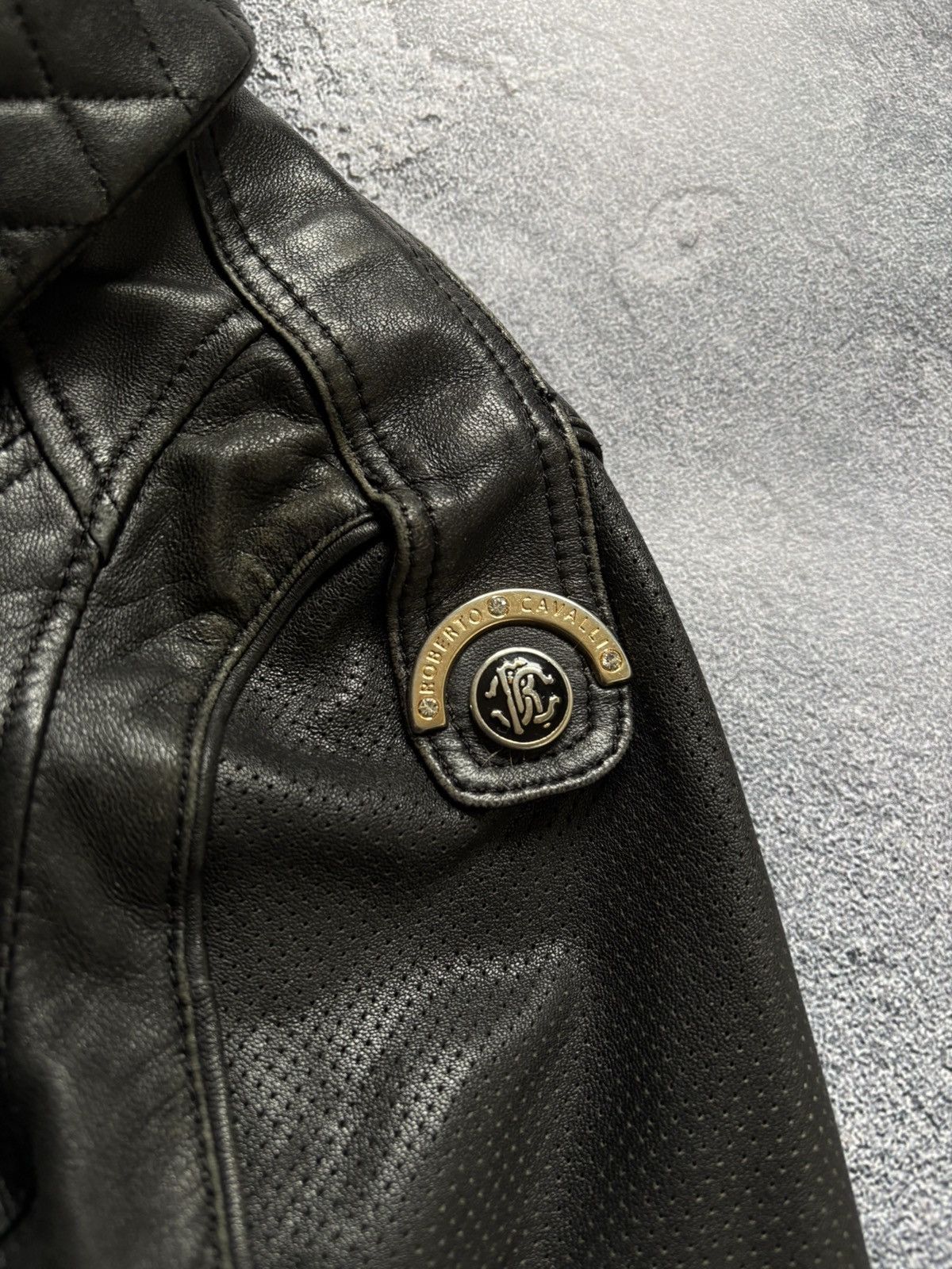 Roberto Cavalli Vintage Roberto Cavalli Avant Garde Biker Leather Jacket Size S / US 4 / IT 40 - 8 Thumbnail