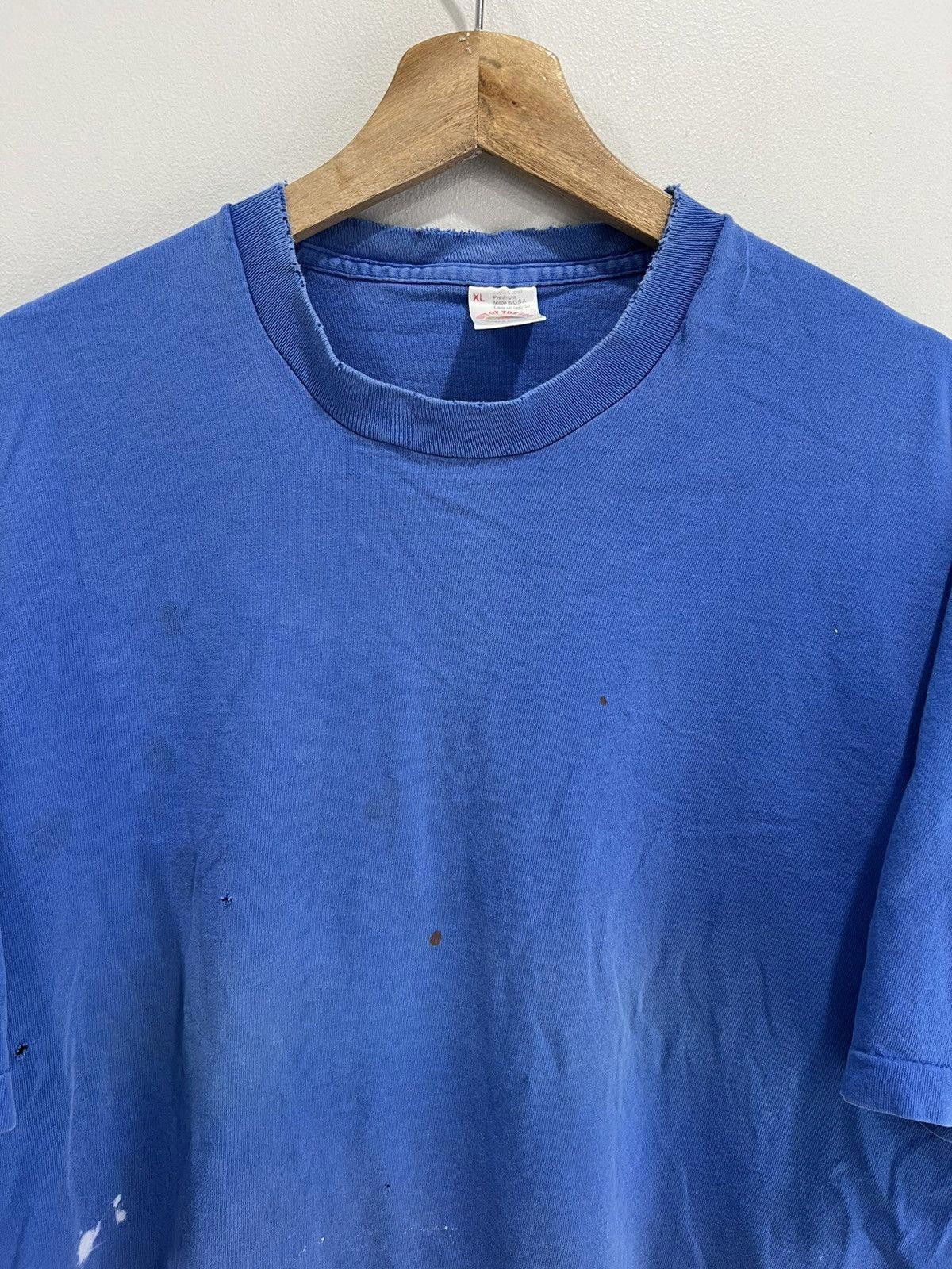 Vintage Vintage 90s Blank Blue Tee Shirt simgle stitched thrashed Size US XL / EU 56 / 4 - 5 Thumbnail