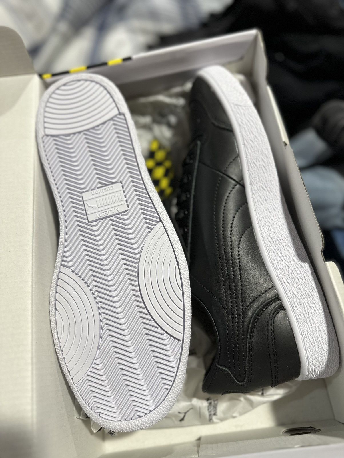 Market × Puma Puma Chinatown Market Black Ralph Sampson Low Size US 10 / EU 43 - 2 Thumbnail