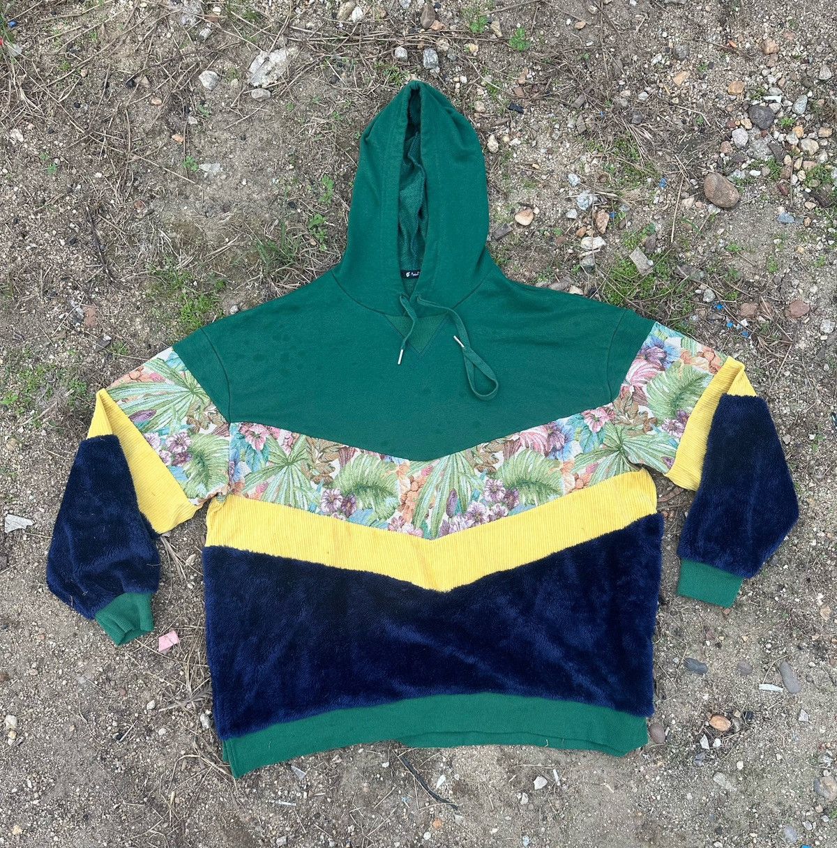 Amina pullover Hoodie