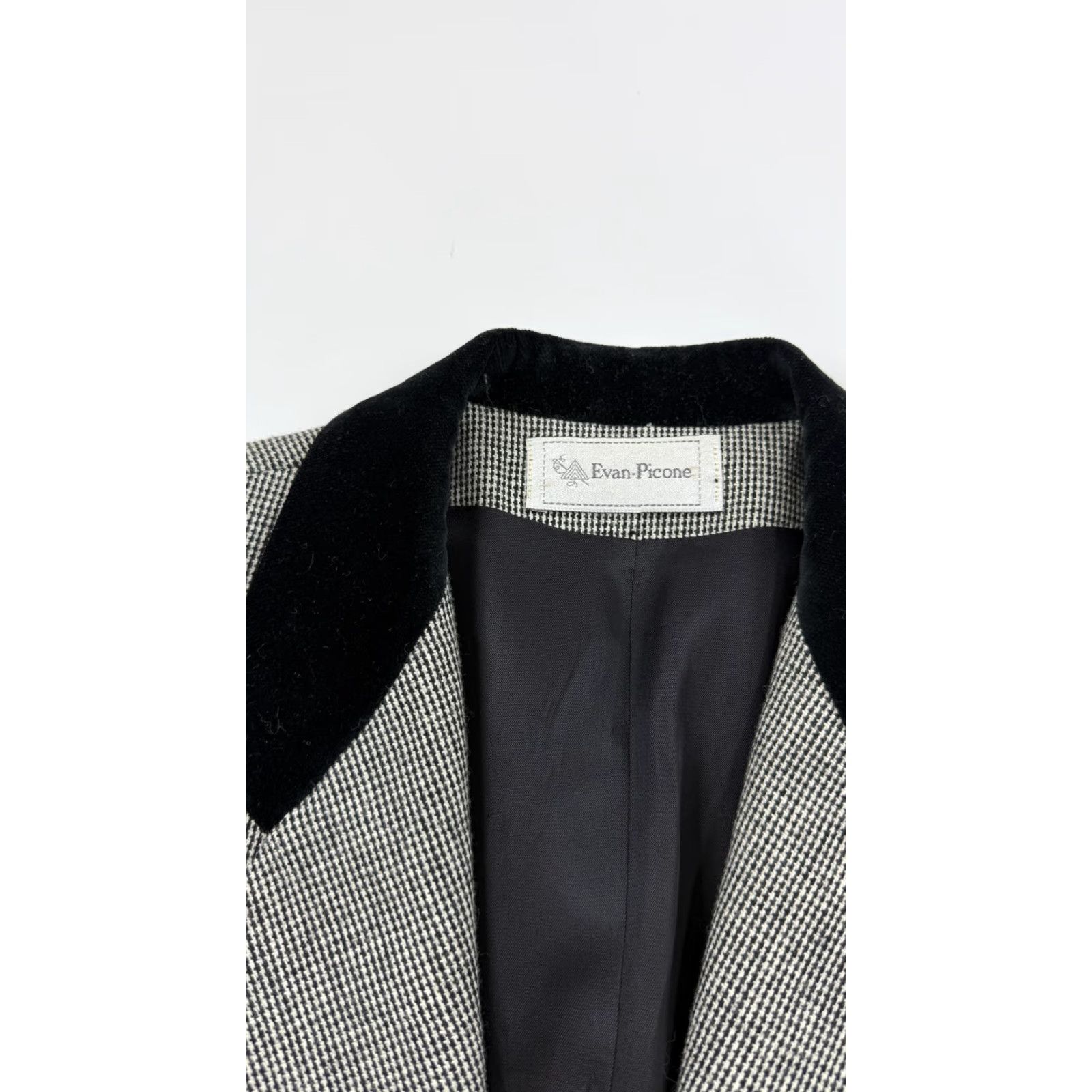 Evan Picone VINTAGE Evan Picone Blazer Womens Medium Houndstooth Velvet Collar Jacket Size M / US 6-8 / IT 42-44 - 5 Thumbnail