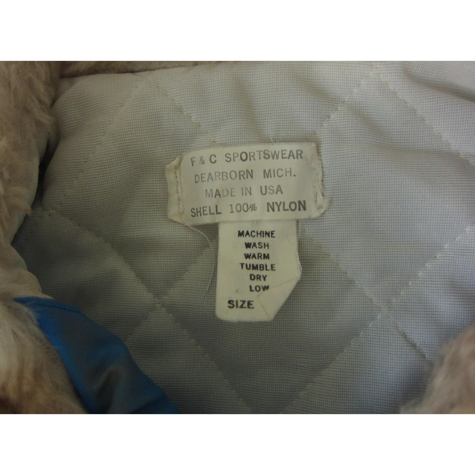 Vintage VINTAGE Sportswear Jacket Mens L Blue Satin Bomber 90s Nylon Quilted Sherpa Satin Bomber Jacket Mens L Blue Satin 90s USA Size US L / EU 52-54 / 3 - 6 Thumbnail