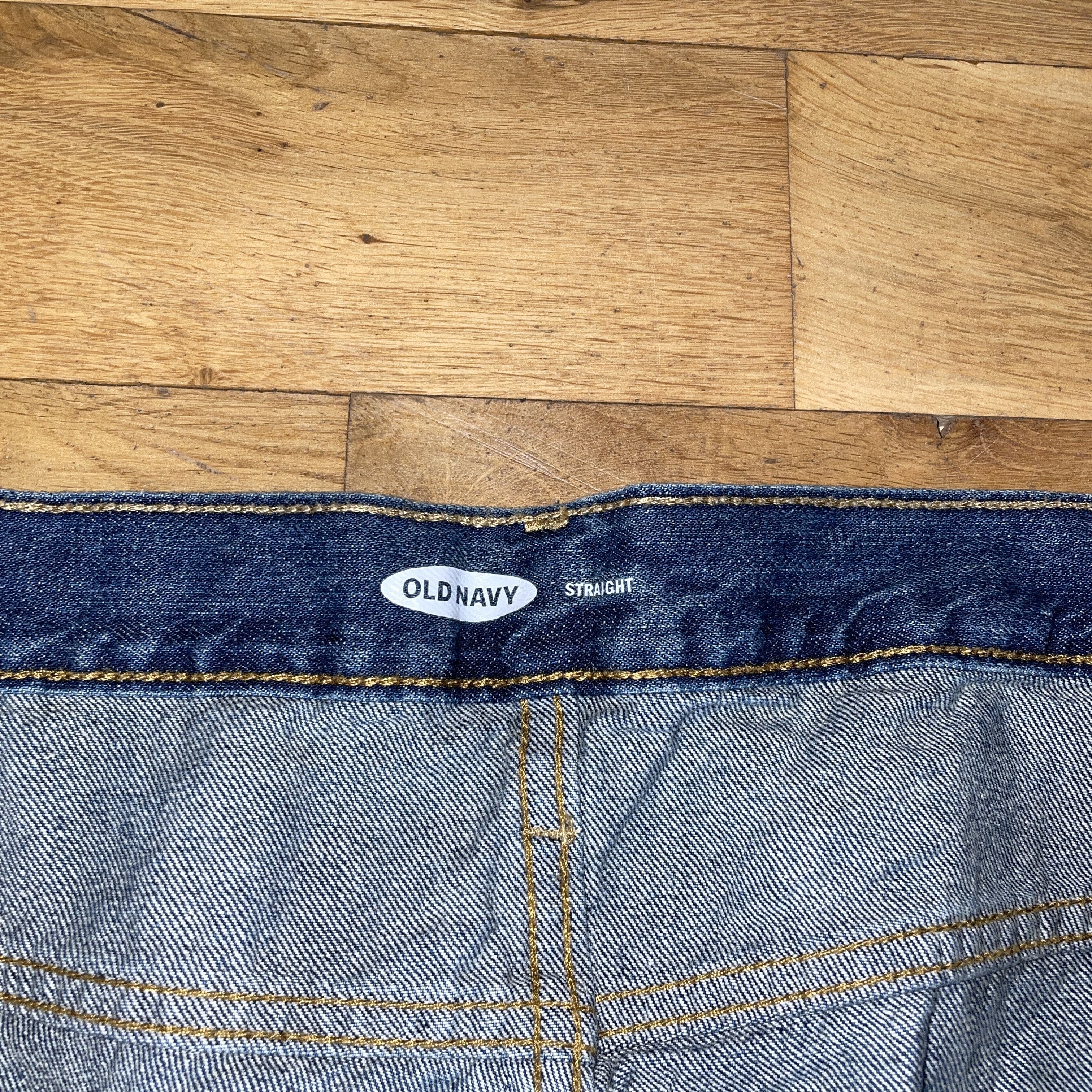 Old Navy Old Navy Men's Fashion Straight Fit Jeans W 44 L 30 Size US 44 / EU 60 - 4 Thumbnail