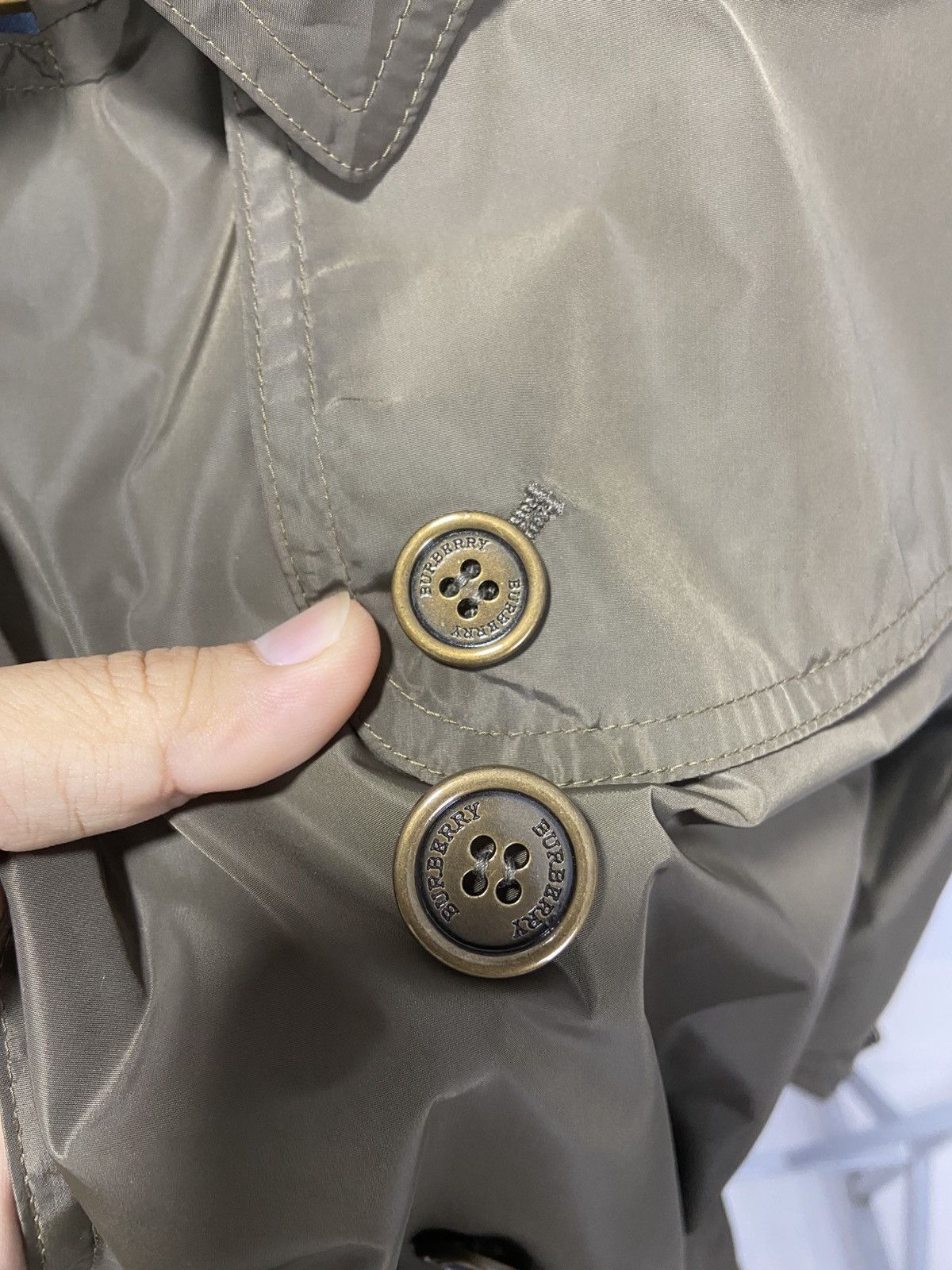 Burberry Burberry Rain Trench Coat Size L / US 10 / IT 46 - 12 Thumbnail