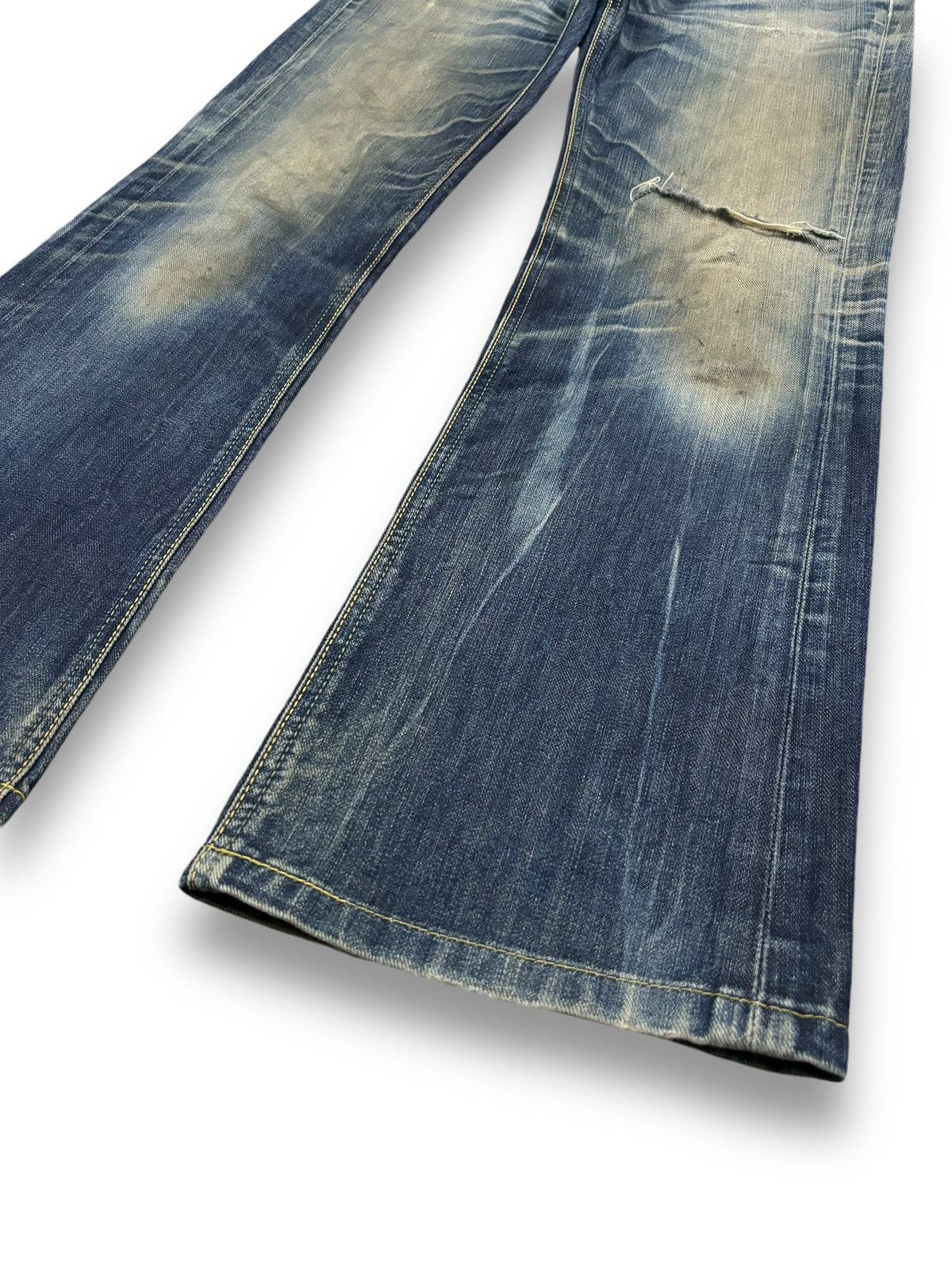 Lee Vintage 90s Lee Riders Mud Wash Flare Distressed Jeans Size US 30 / EU 46 - 10 Thumbnail