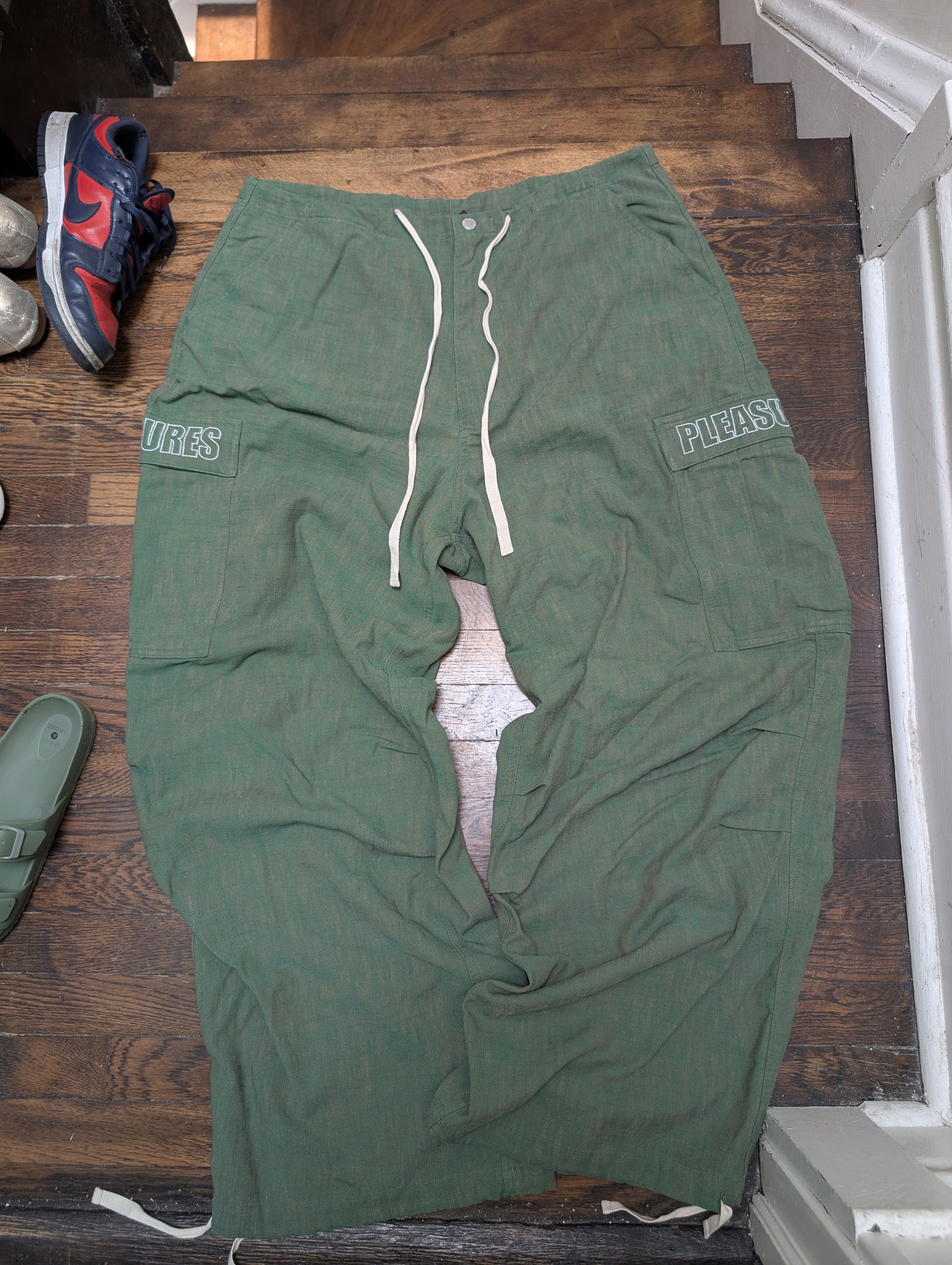 Pleasures Pleasures Visitor Wide Cargo Pants Size US 36 / EU 52 - 1 Thumbnail