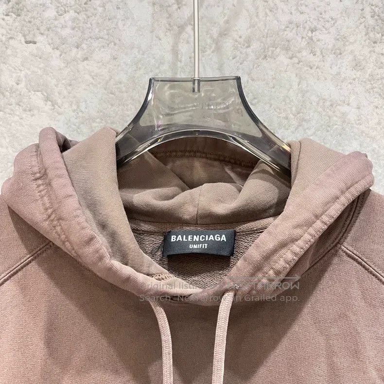 Balenciaga Balenciaga Washed Brown Bat Letter Sweatshirt Size US M / EU 48-50 / 2 - 2 Thumbnail