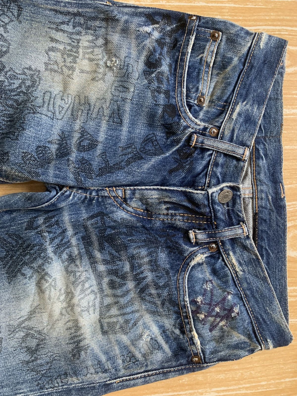 Hysteric Glamour Rare..!! xxs Hysteric Glamour full print metal band pants Size US 26 / EU 42 - 15 Thumbnail