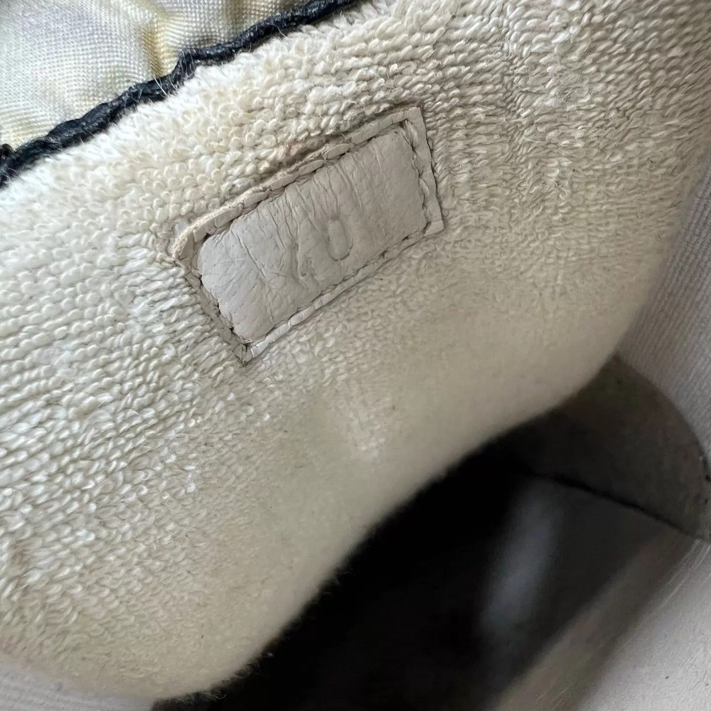 Gucci Gucci Gray Green Distressed Sneaker Size 40 With Box Size US 7 / EU 40 - 6 Thumbnail