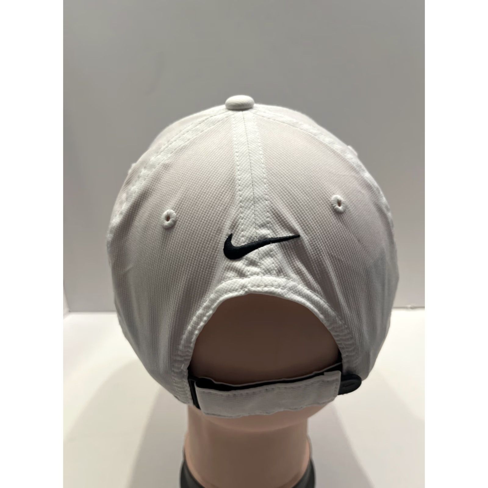 Nike Nike Bay Hill Hat Baseball Cap White Adjustable One Size Adult Men Cap Seasonal Casual Classic Solid"} Size ONE SIZE - 3 Thumbnail