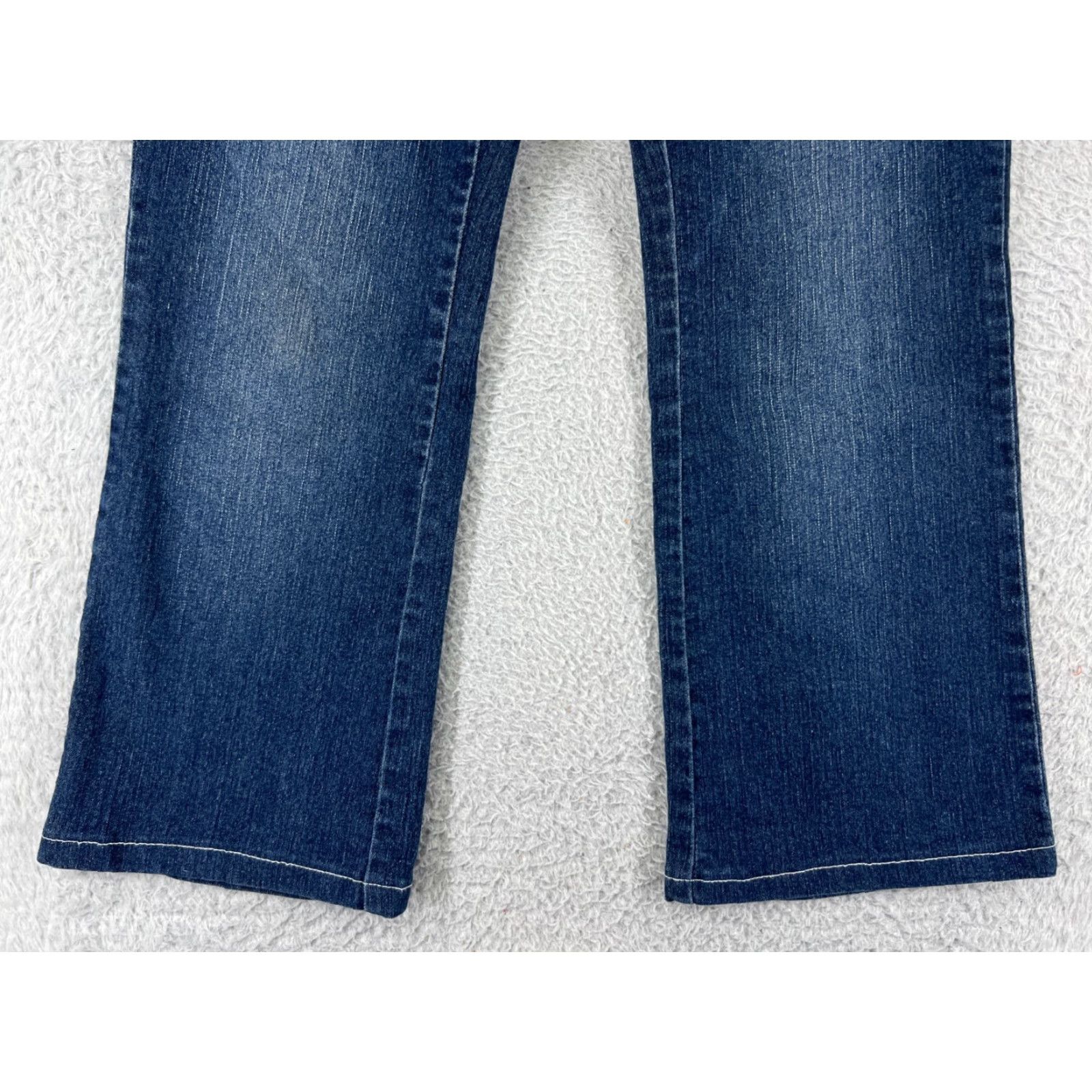 Denime JW Style Jeans Capri Womens 8 Blue Denim Slim Crop Stretch Medium Wash 30" Waist Inseam 26" Regular Color Blue Mens Womens Size 30" / US 8 / IT 44 - 6 Thumbnail