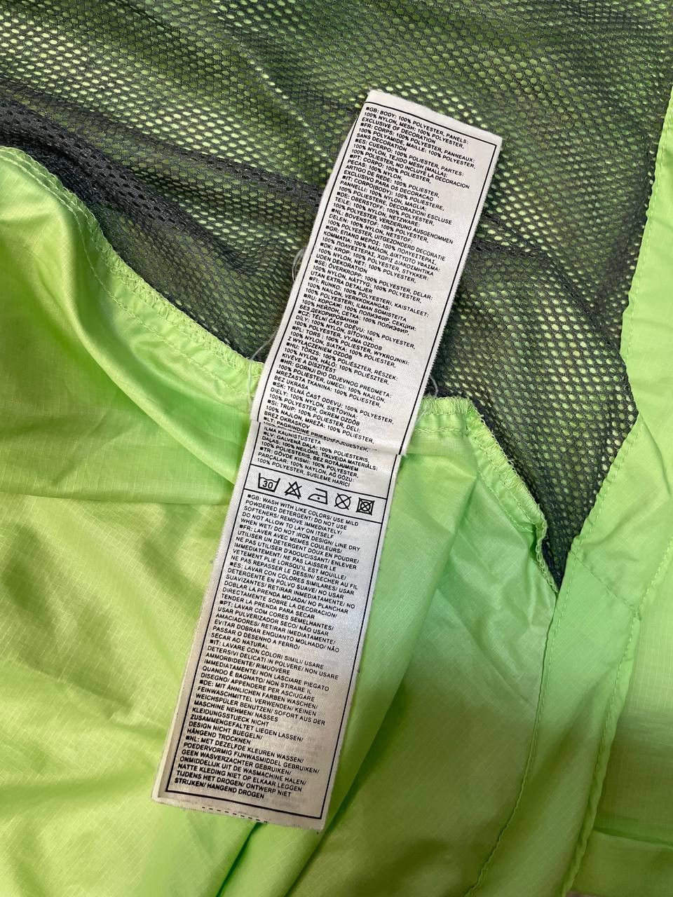 Nike Vintage Nike Clima-FIT Green Zip-Off Sleeves Jacket Men’s Size US S / EU 44-46 / 1 - 22 Thumbnail