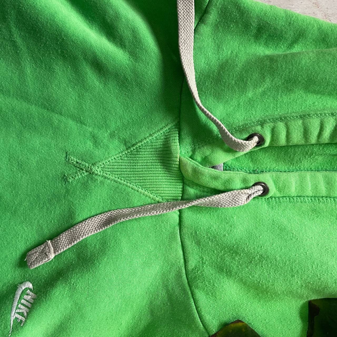 Nike VINTAGE Y2K AMAZING NIKE STREETWEAR HOODIE 150 Size US XL / EU 56 / 4 - 3 Thumbnail
