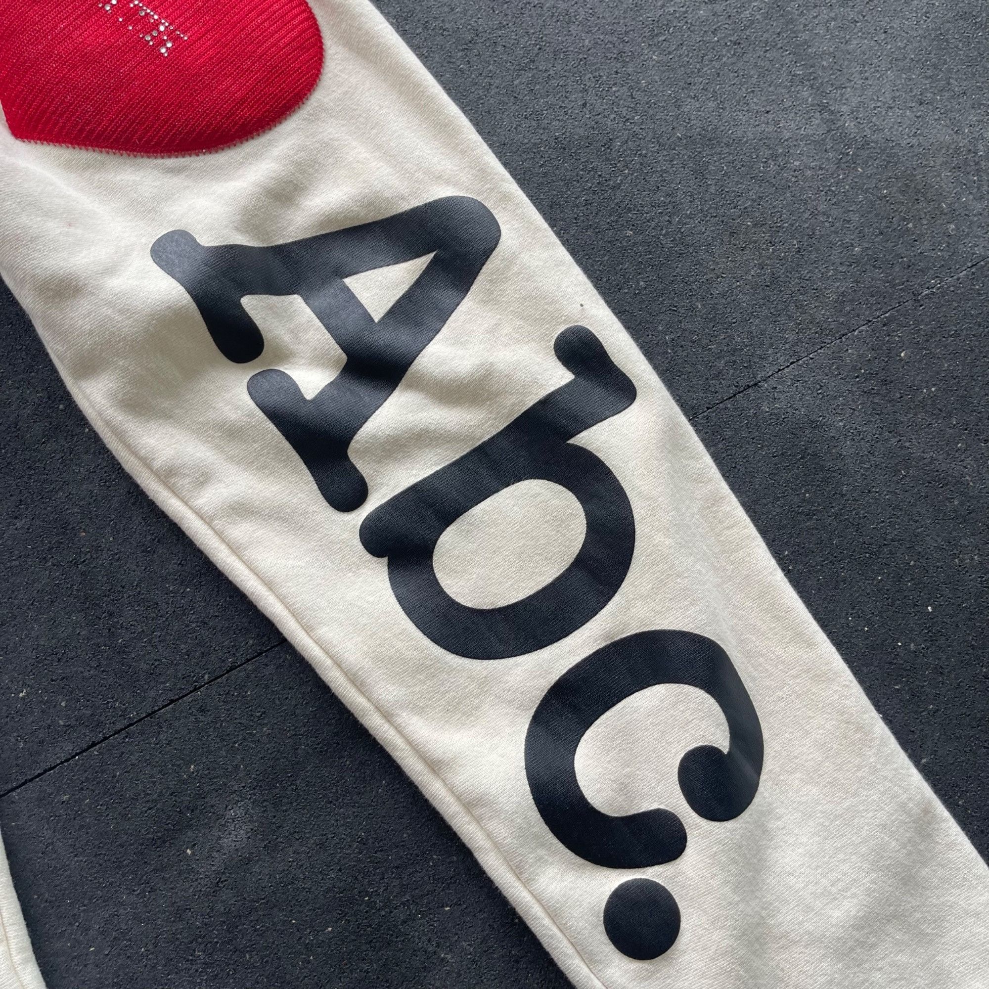 Advisory Board Crystals × Kith ADVISORY BOARD CRYSTALS x KITH CREAM SWEATPANTS SZ M Size US 32 / EU 48 - 10 Thumbnail